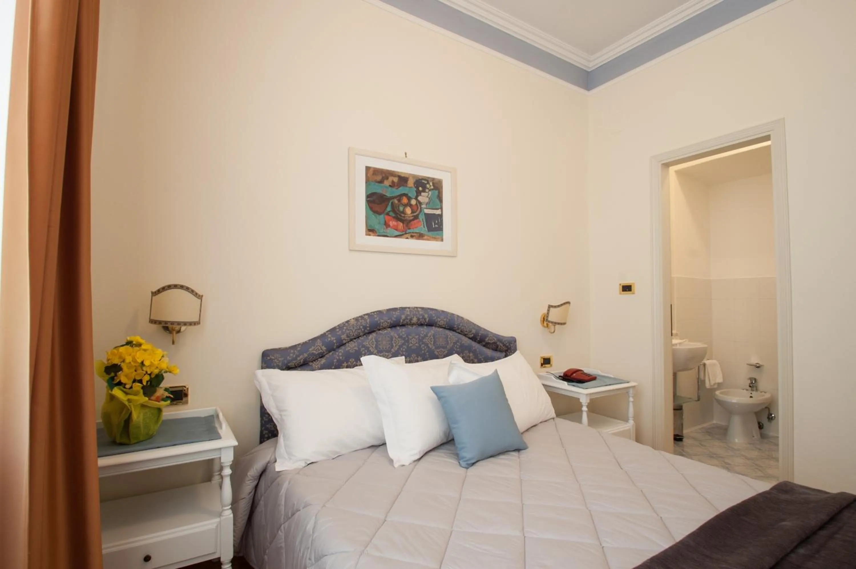 Photo of the whole room, Bed in Hotel Villa Erica