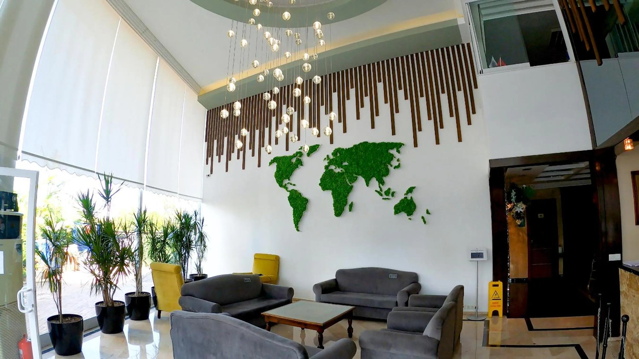 Lobby or reception in The Corner Park Hotel