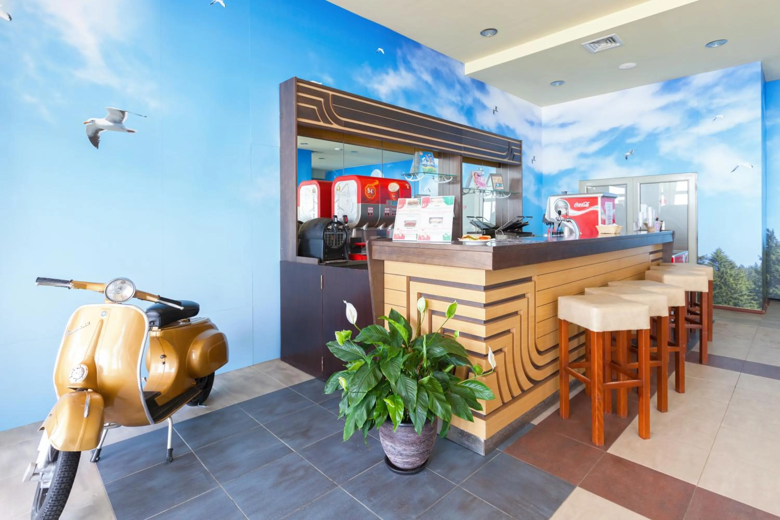 Lounge or bar in Sol Luna Bay All Inclusive