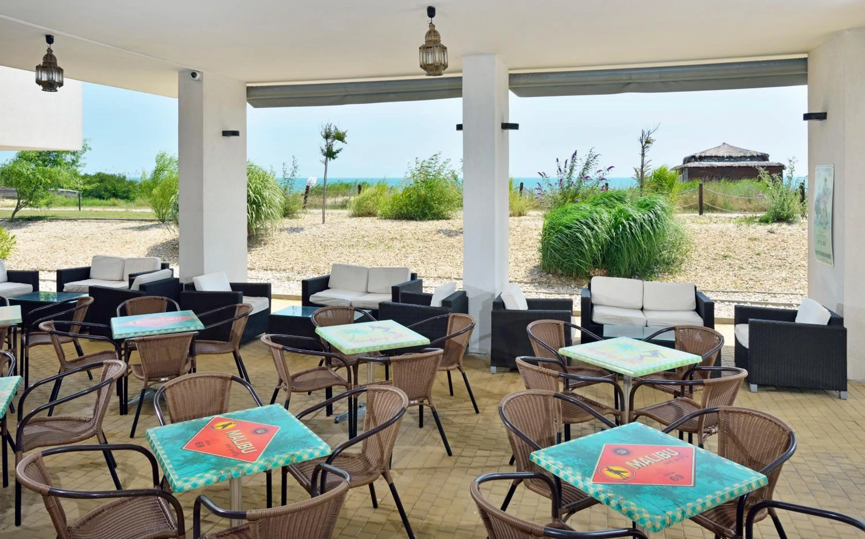 Lounge or bar in Sol Luna Bay All Inclusive