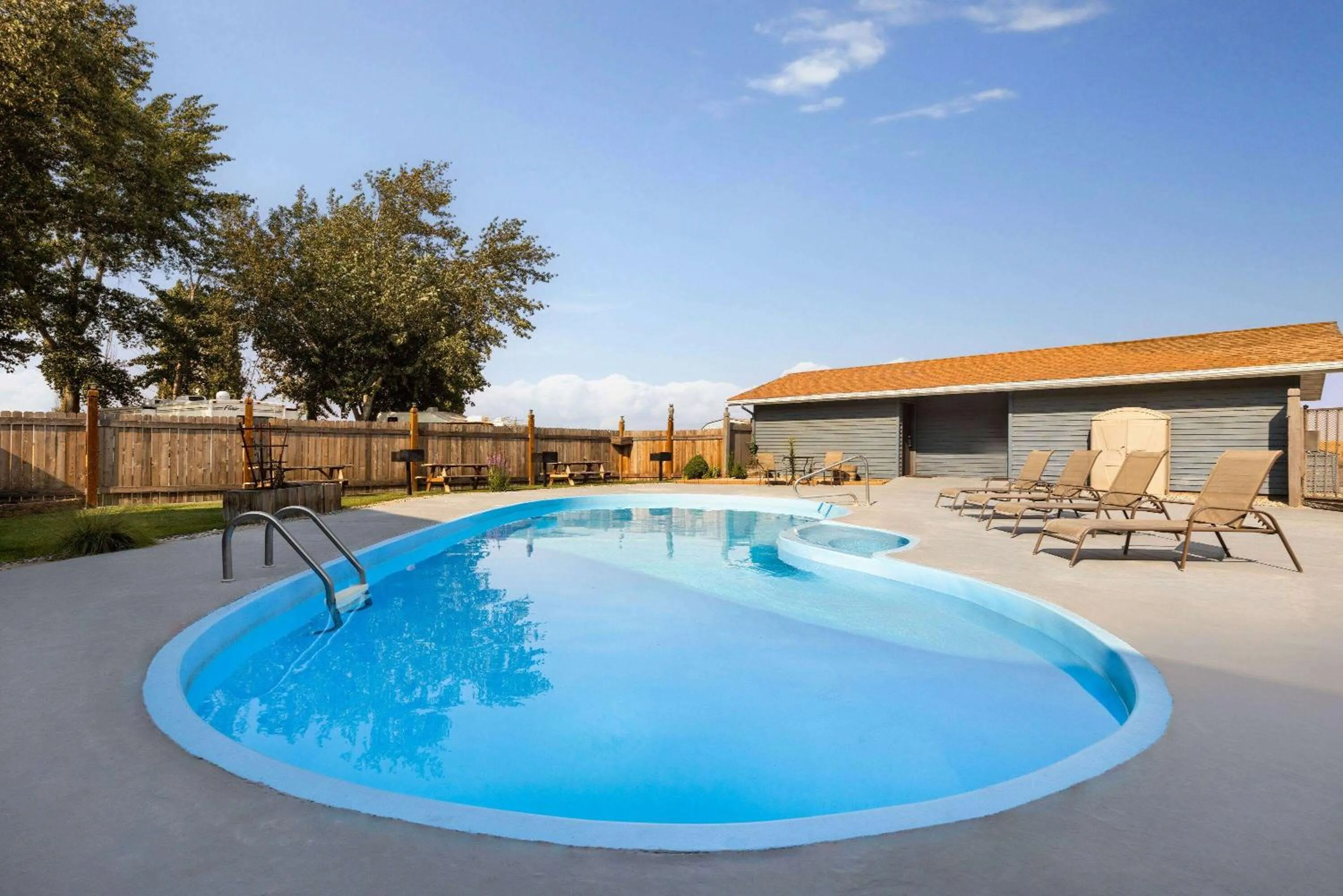 Swimming pool in Days Inn by Wyndham Ritzville
