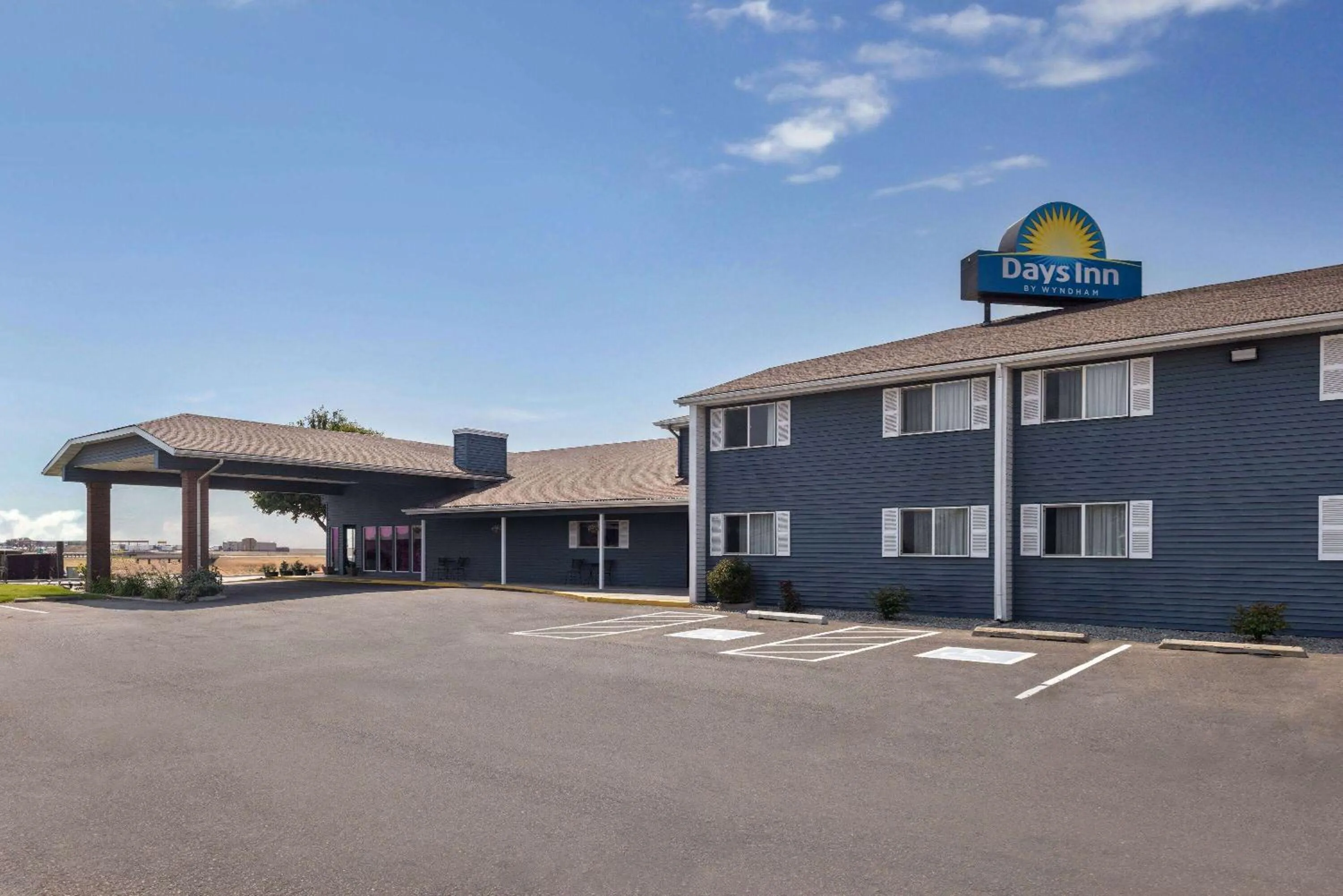 Property building in Days Inn by Wyndham Ritzville