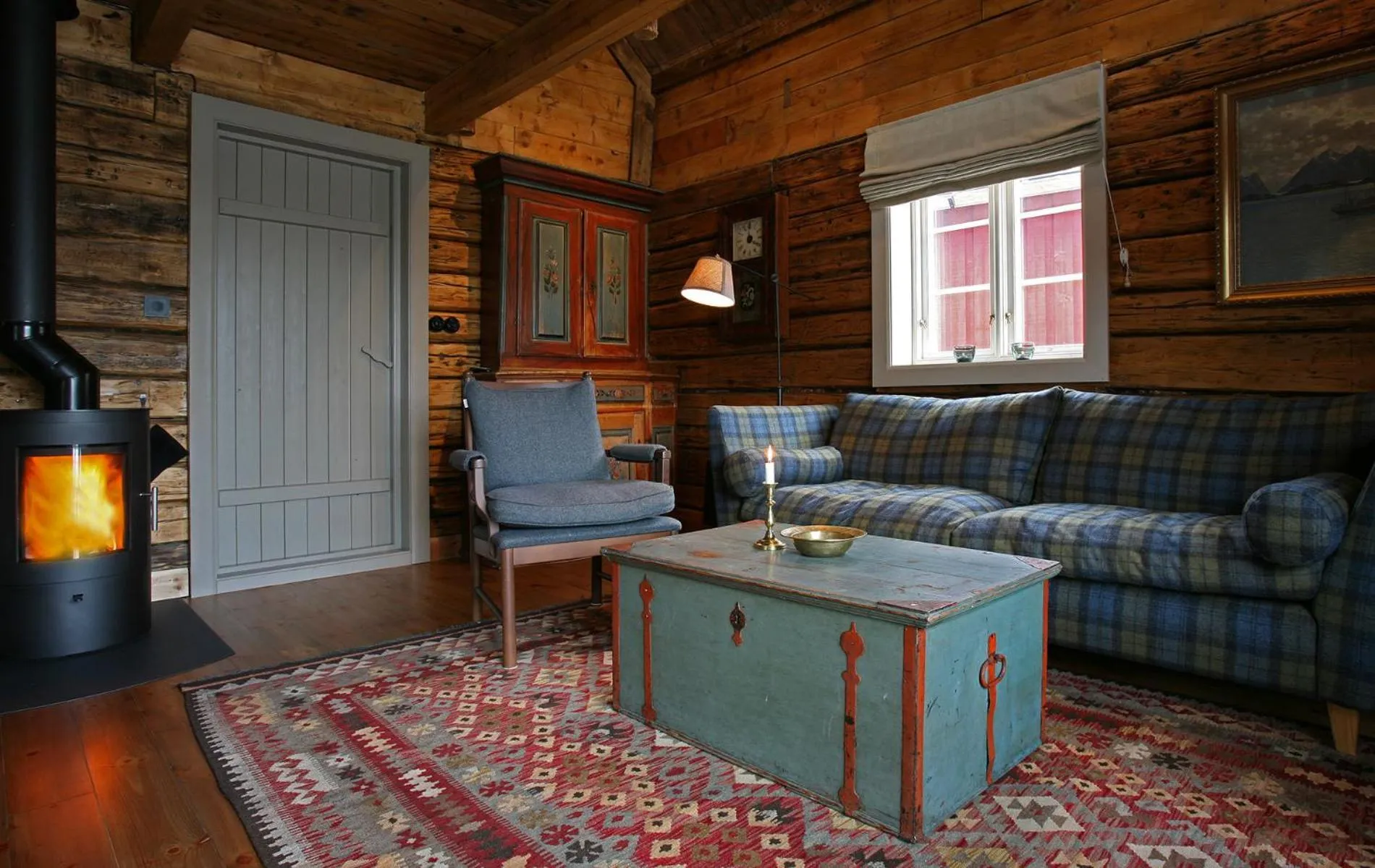 Living room in Reine Rorbuer - by Classic Norway Hotels