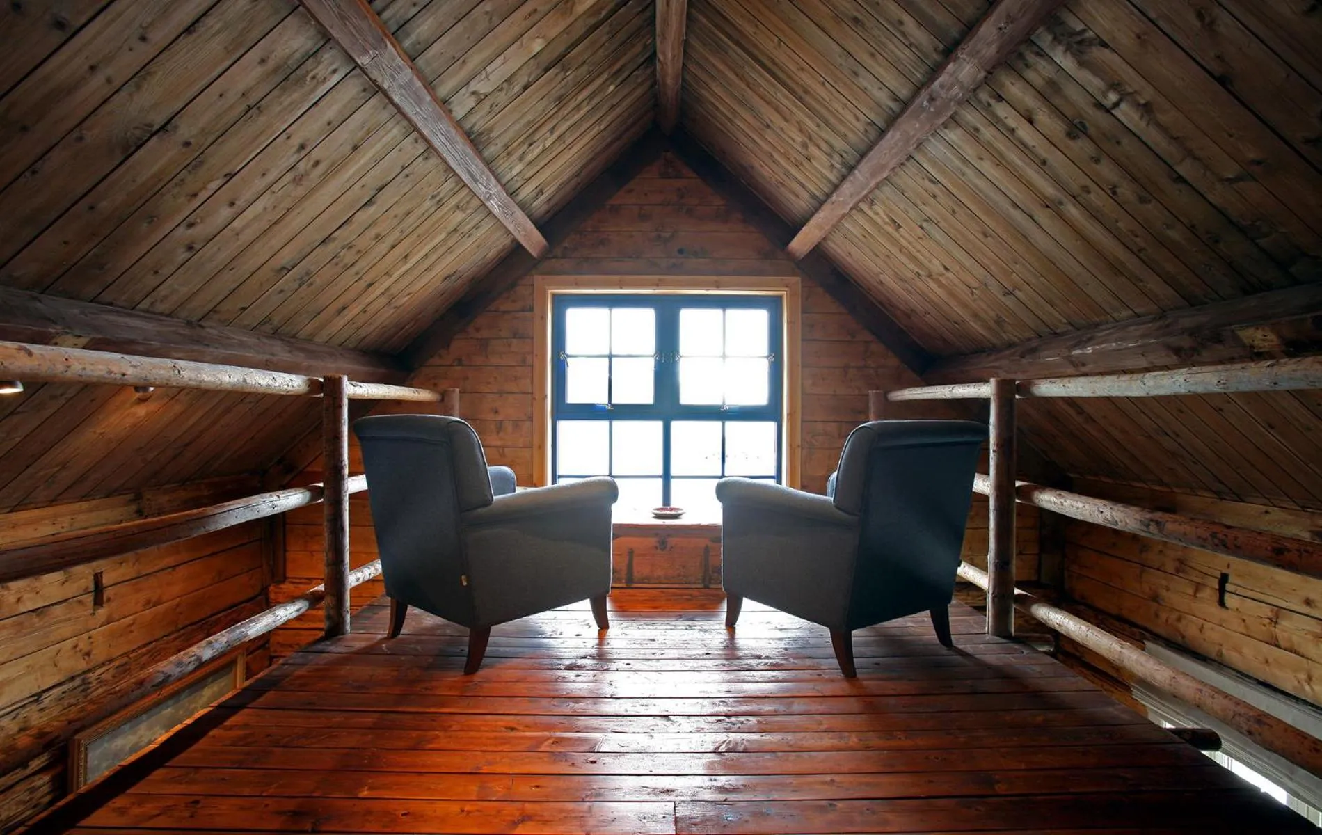 Decorative detail in Reine Rorbuer - by Classic Norway Hotels