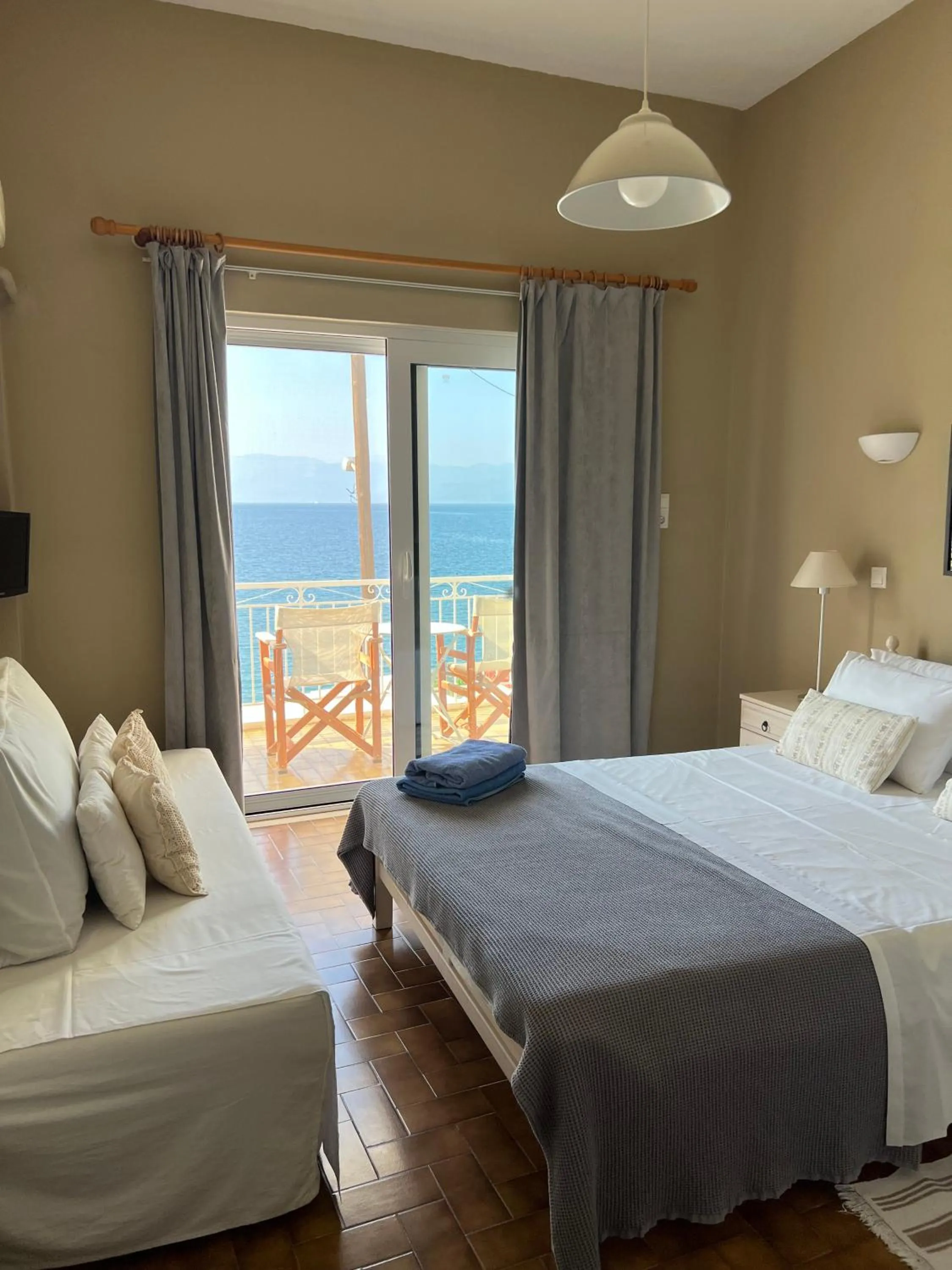 View (from property/room), Bed in Paradisos