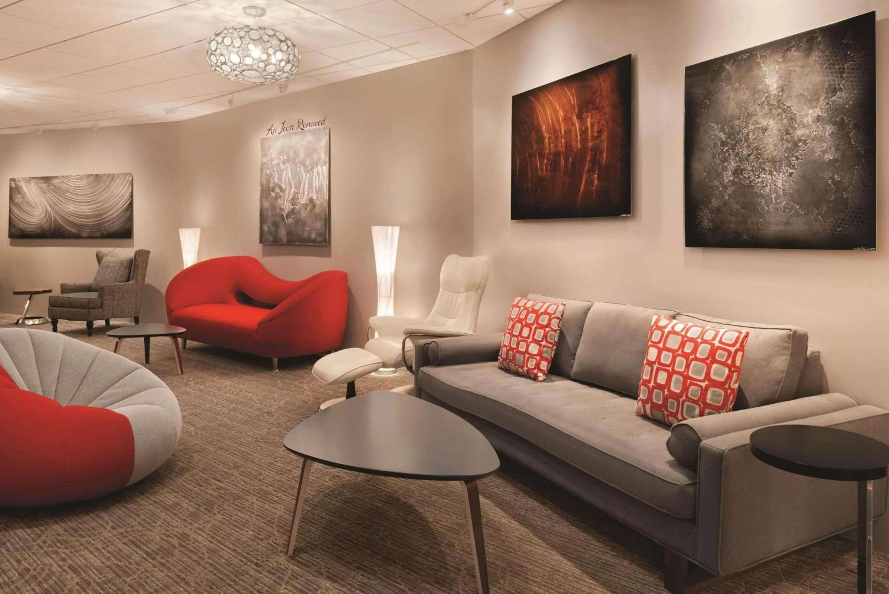 Lobby or reception in Radisson Hotel Cincinnati Riverfront