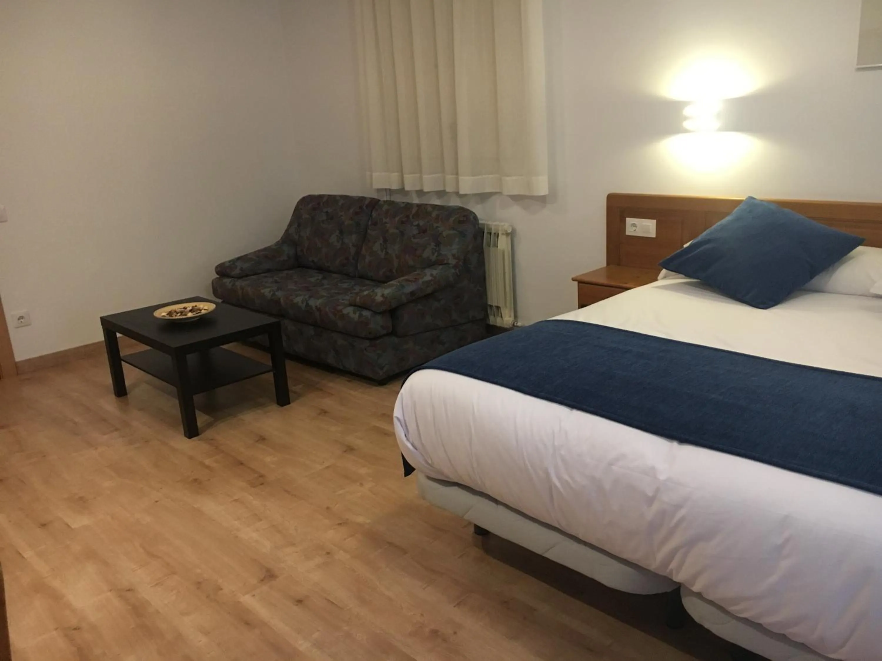 Photo of the whole room, Bed in Hotel Marxant