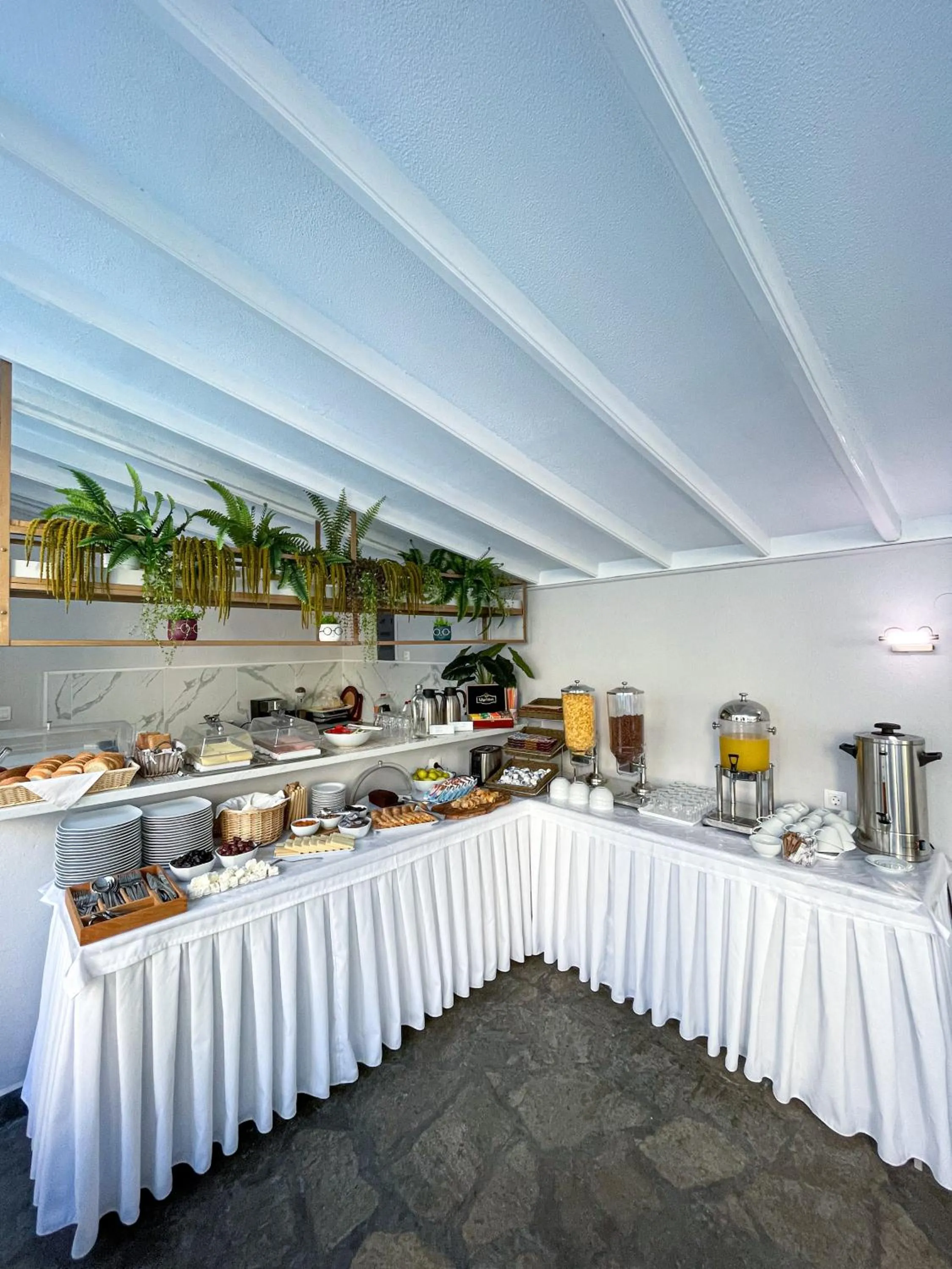 Breakfast in Philoxenia Inn