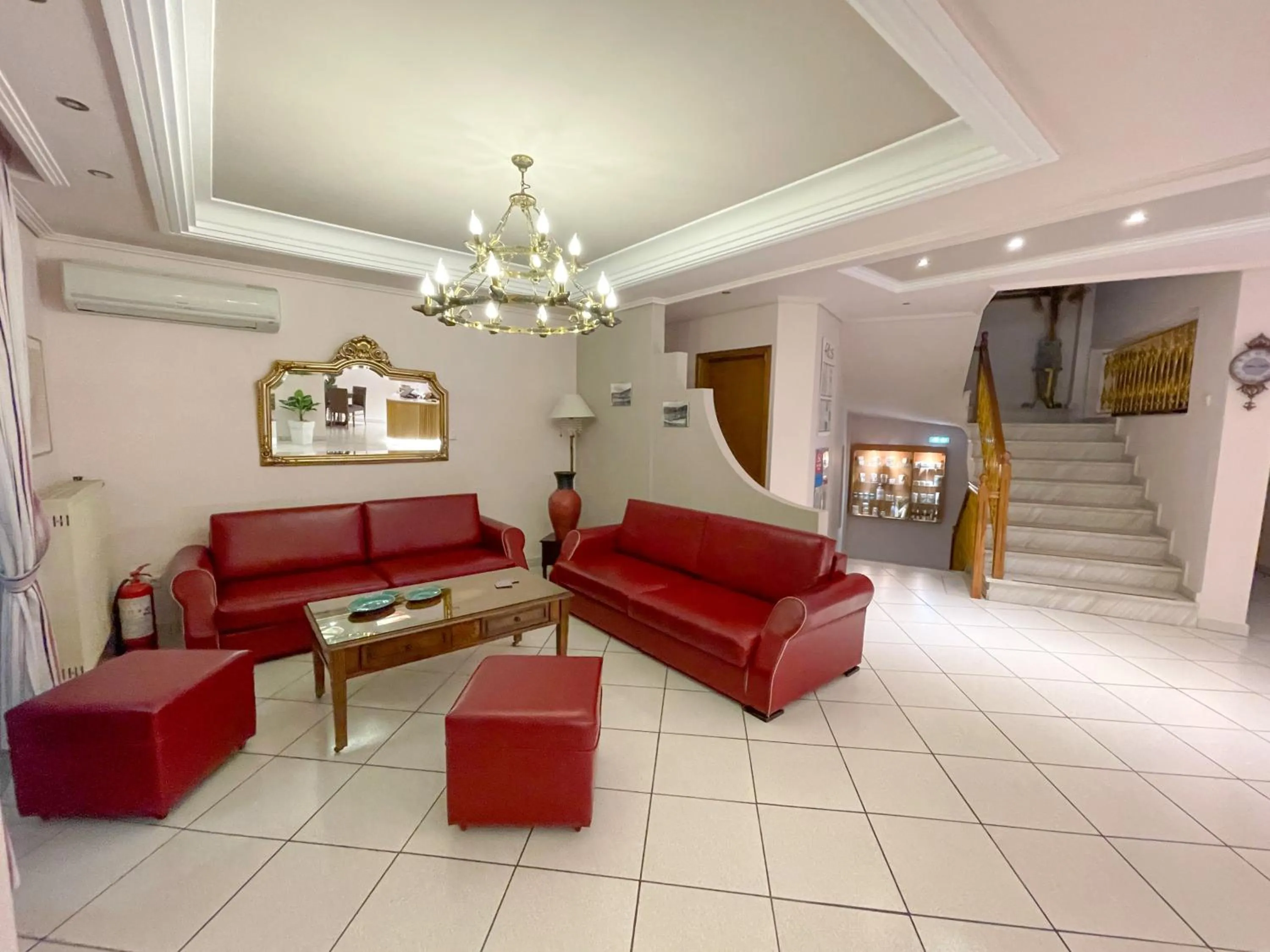 Living room in Philoxenia Inn