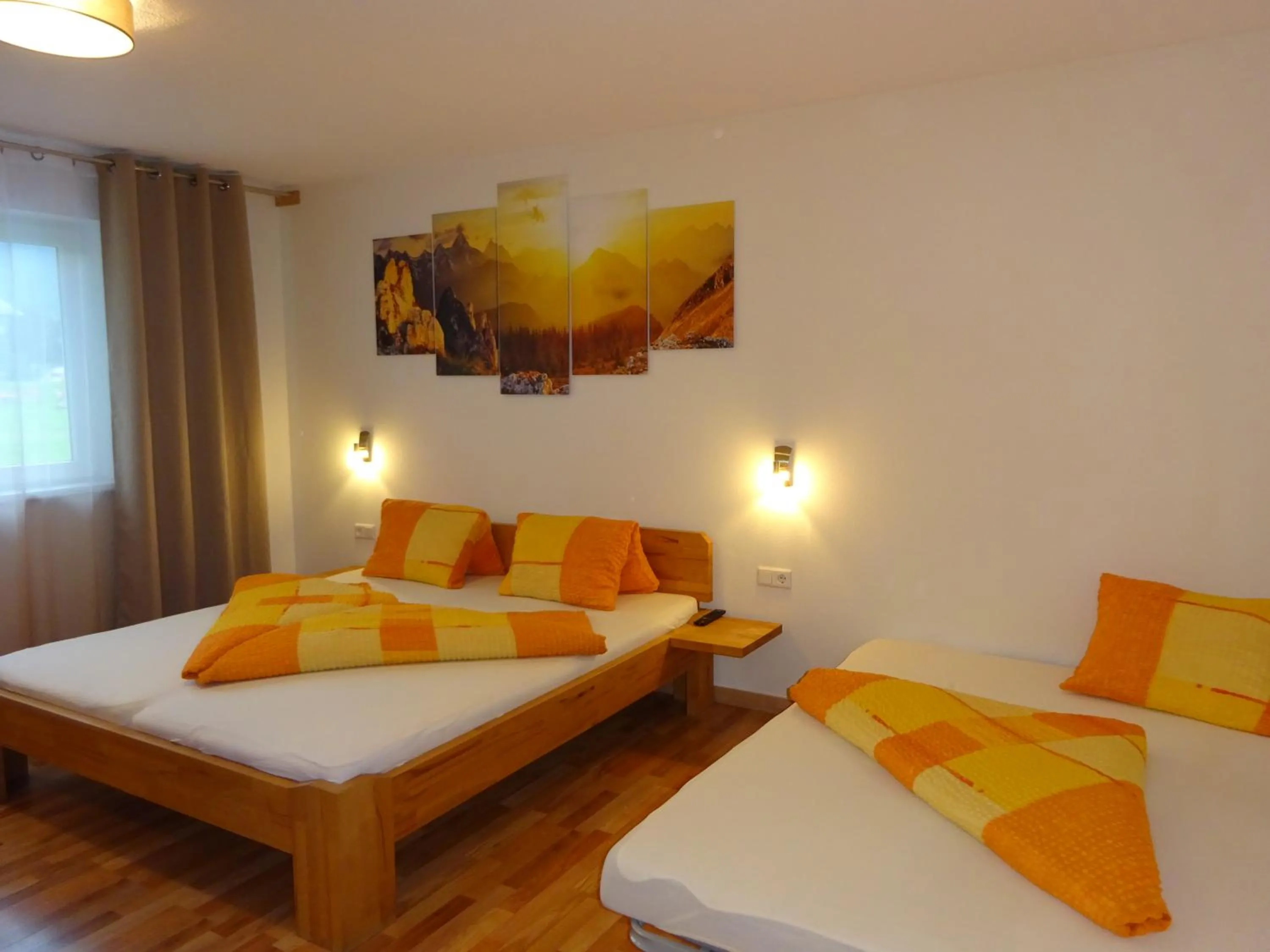 Photo of the whole room, Bed in Appartement Julian