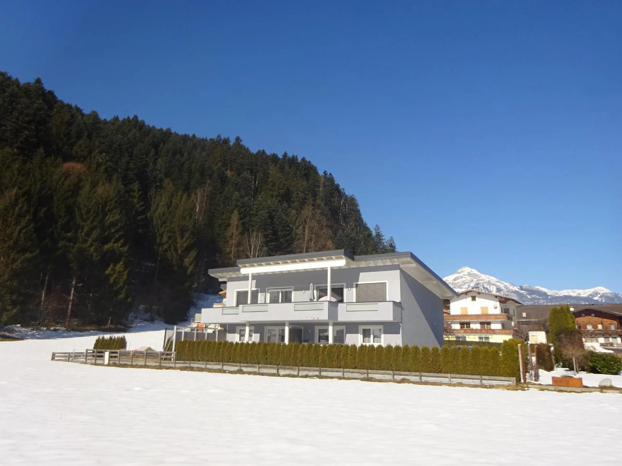 Property building in Appartement Julian