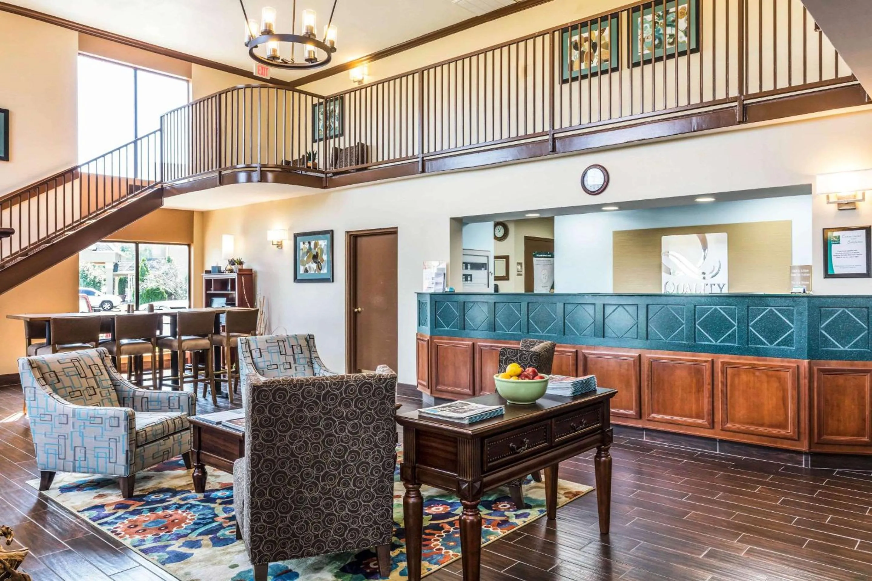 Lobby or reception in Quality Suites Paducah I-24