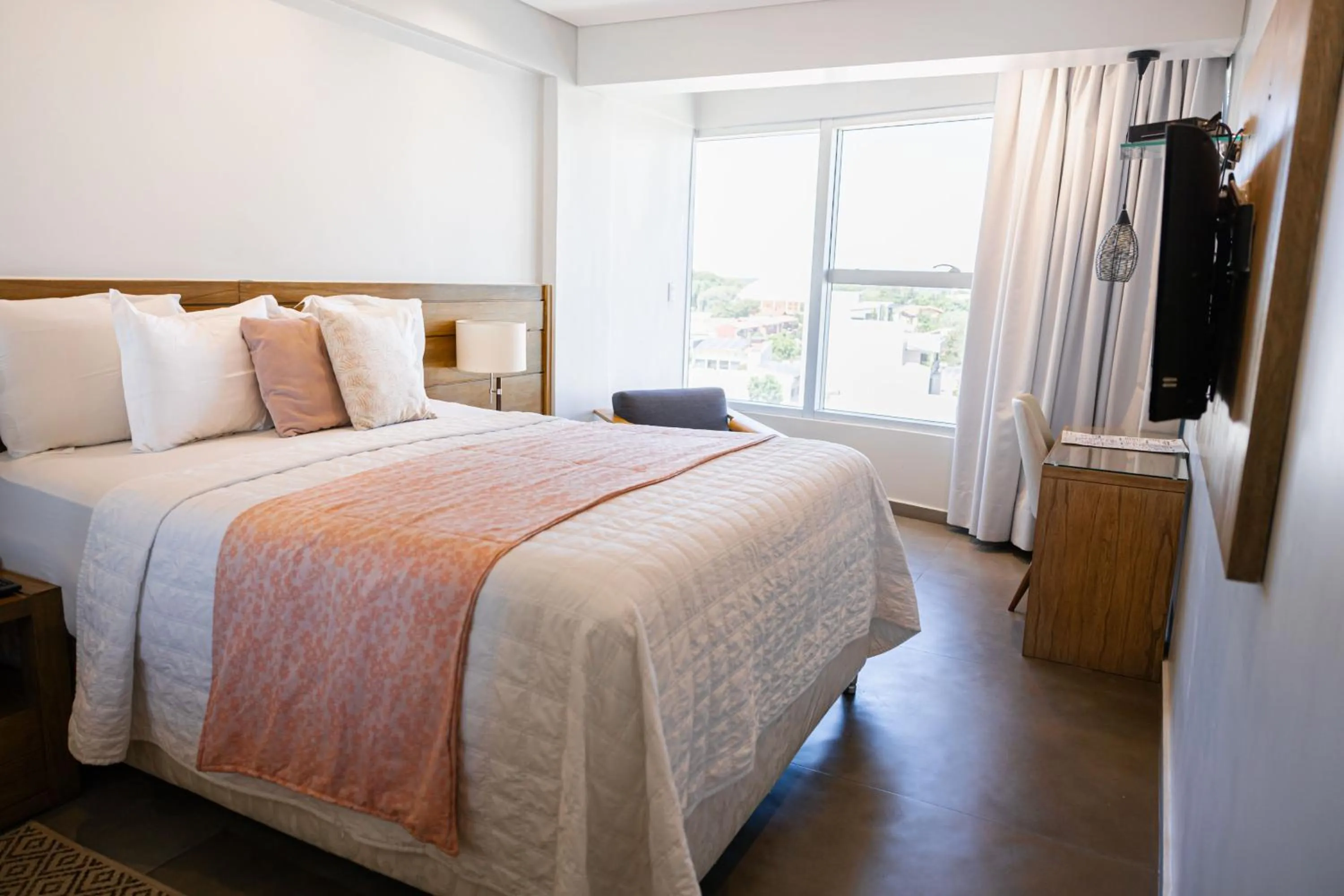 Bed in Hotel Le Pelican