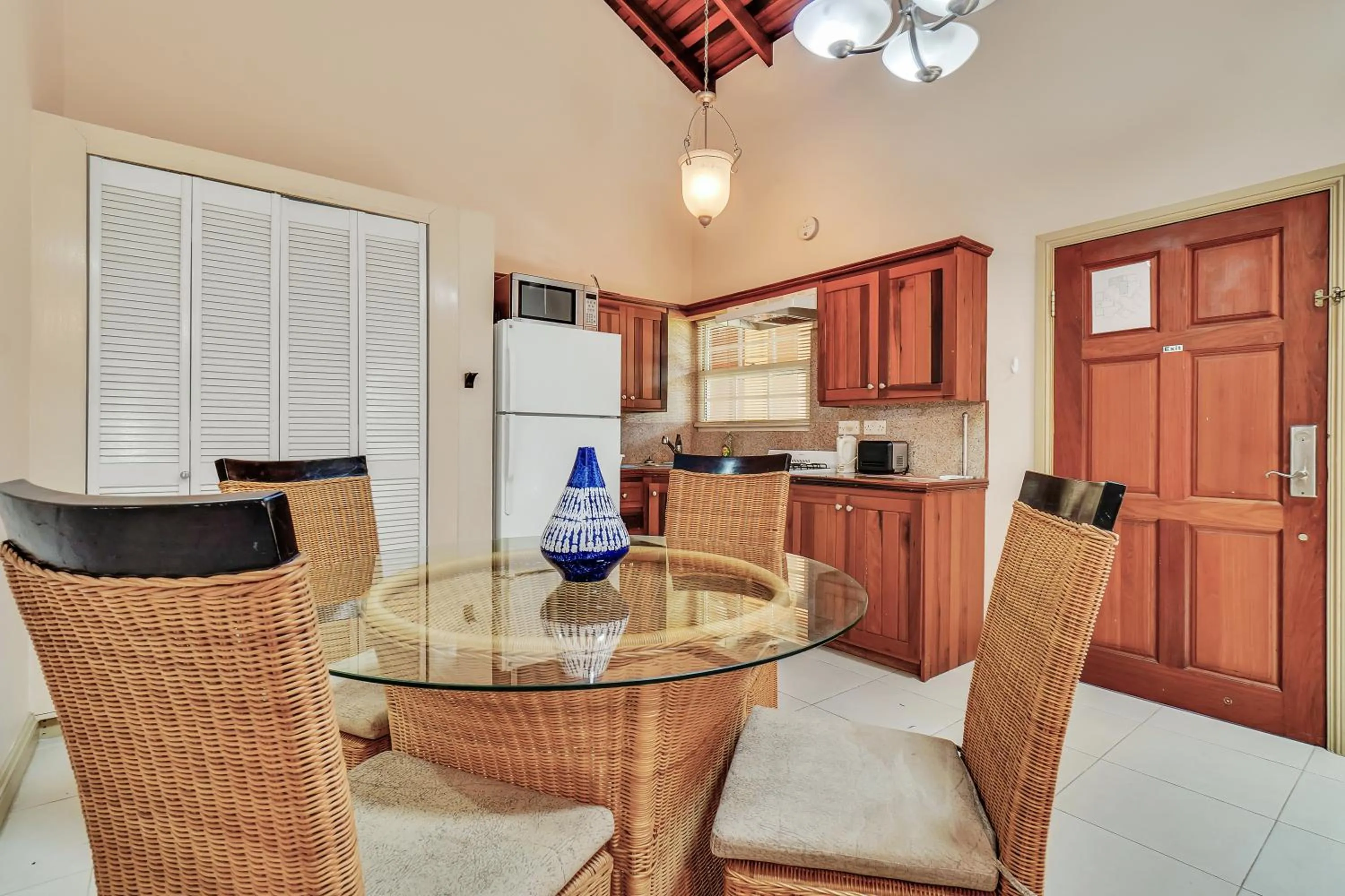 Kitchen or kitchenette in Mandela Court Suites Grenada