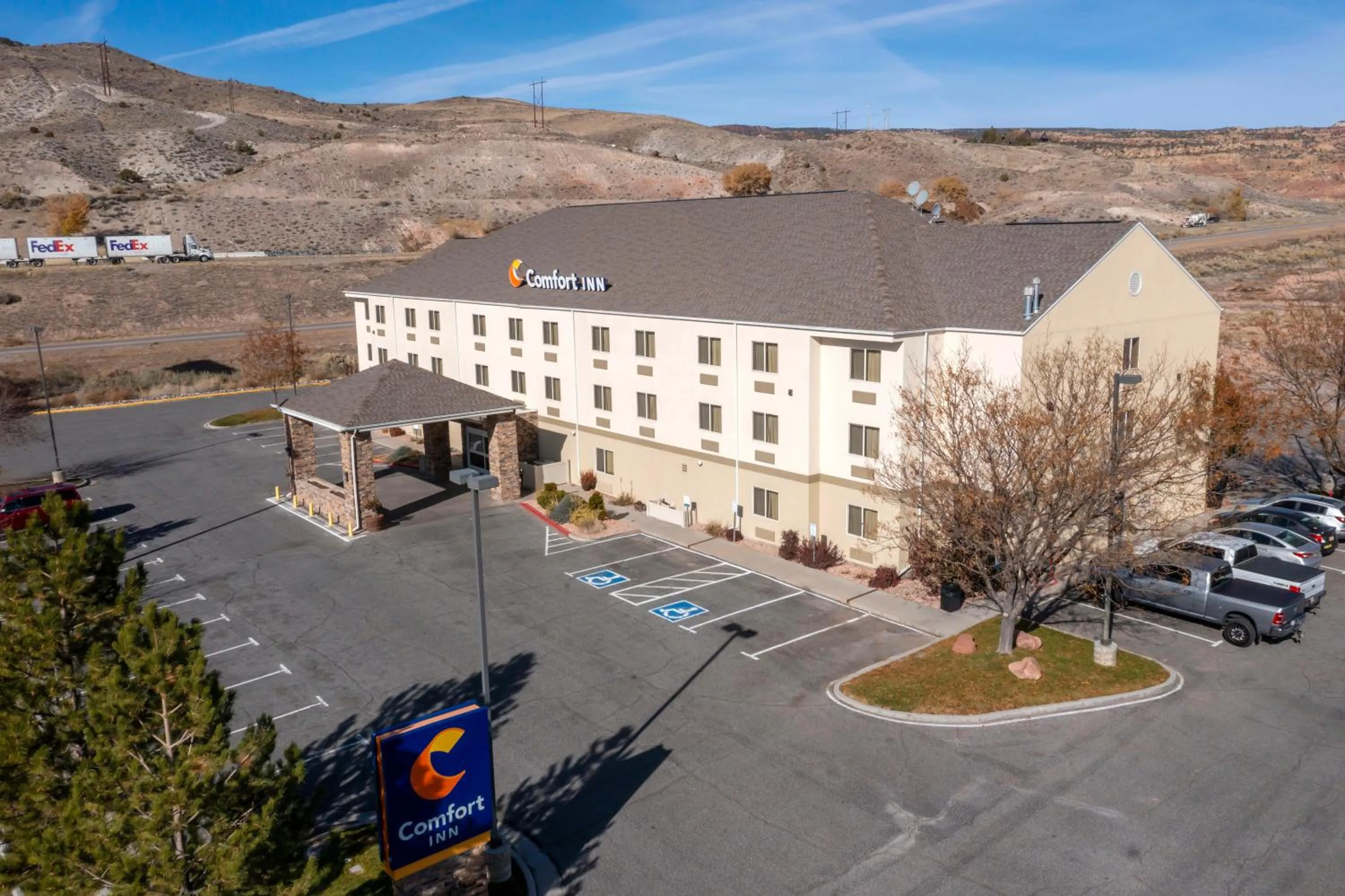 Property building in Comfort Inn Richfield I-70