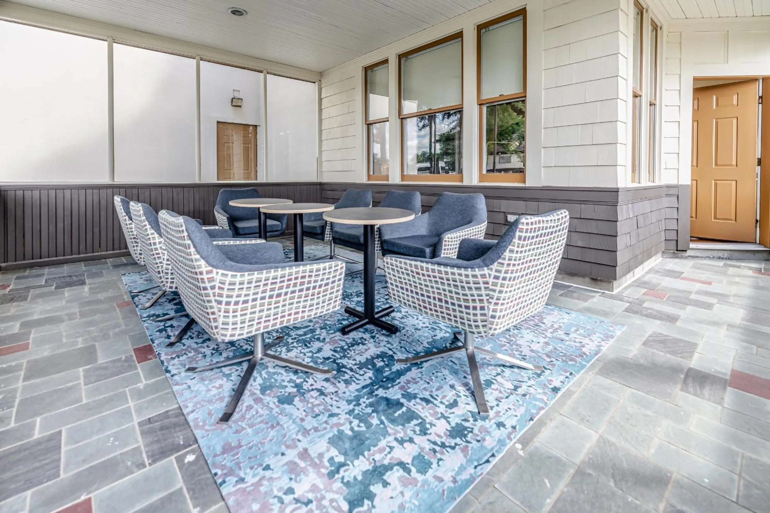 Patio in Chateau Merrimack Hotel & Spa