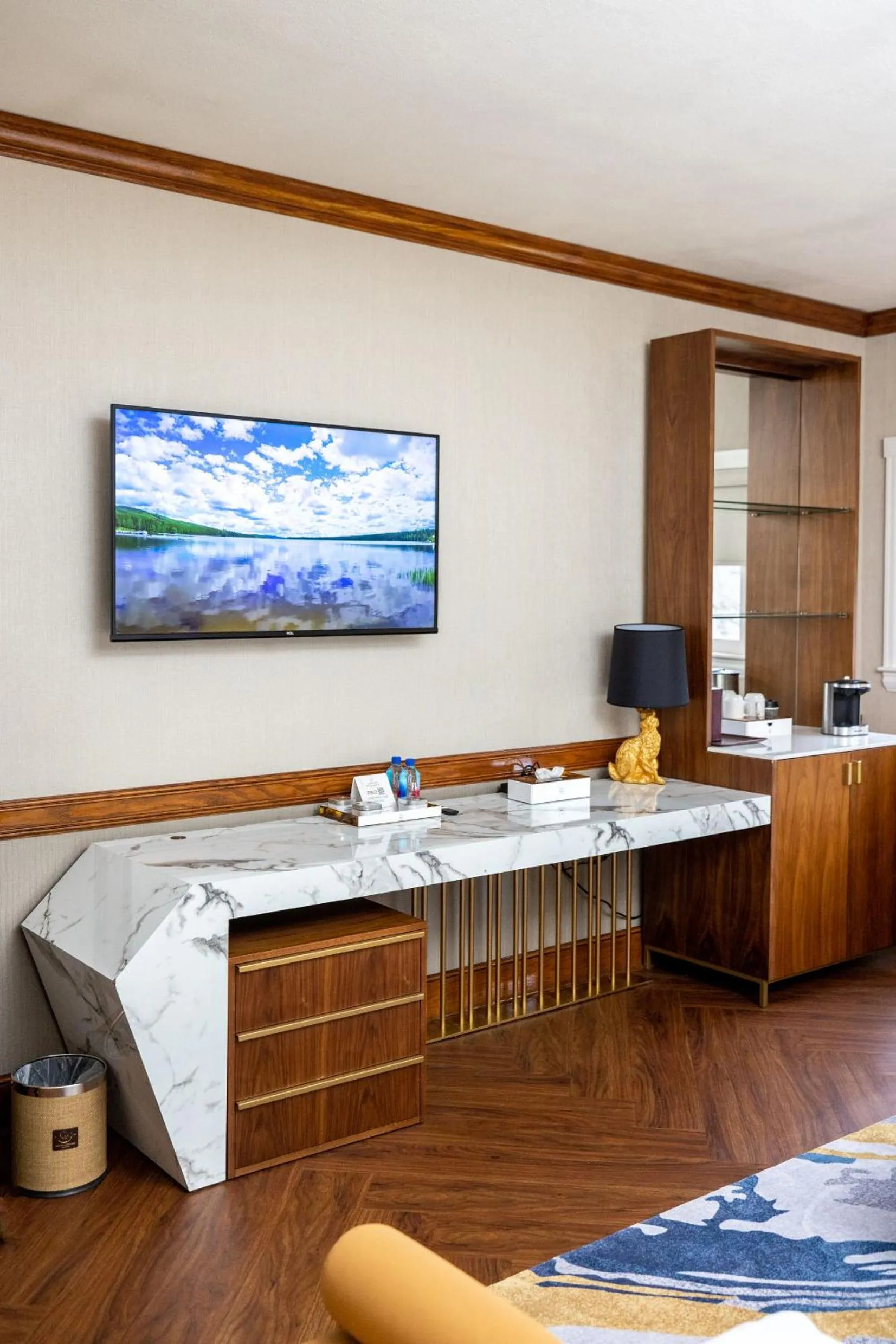 Coffee/tea facilities in Chateau Merrimack Hotel & Spa