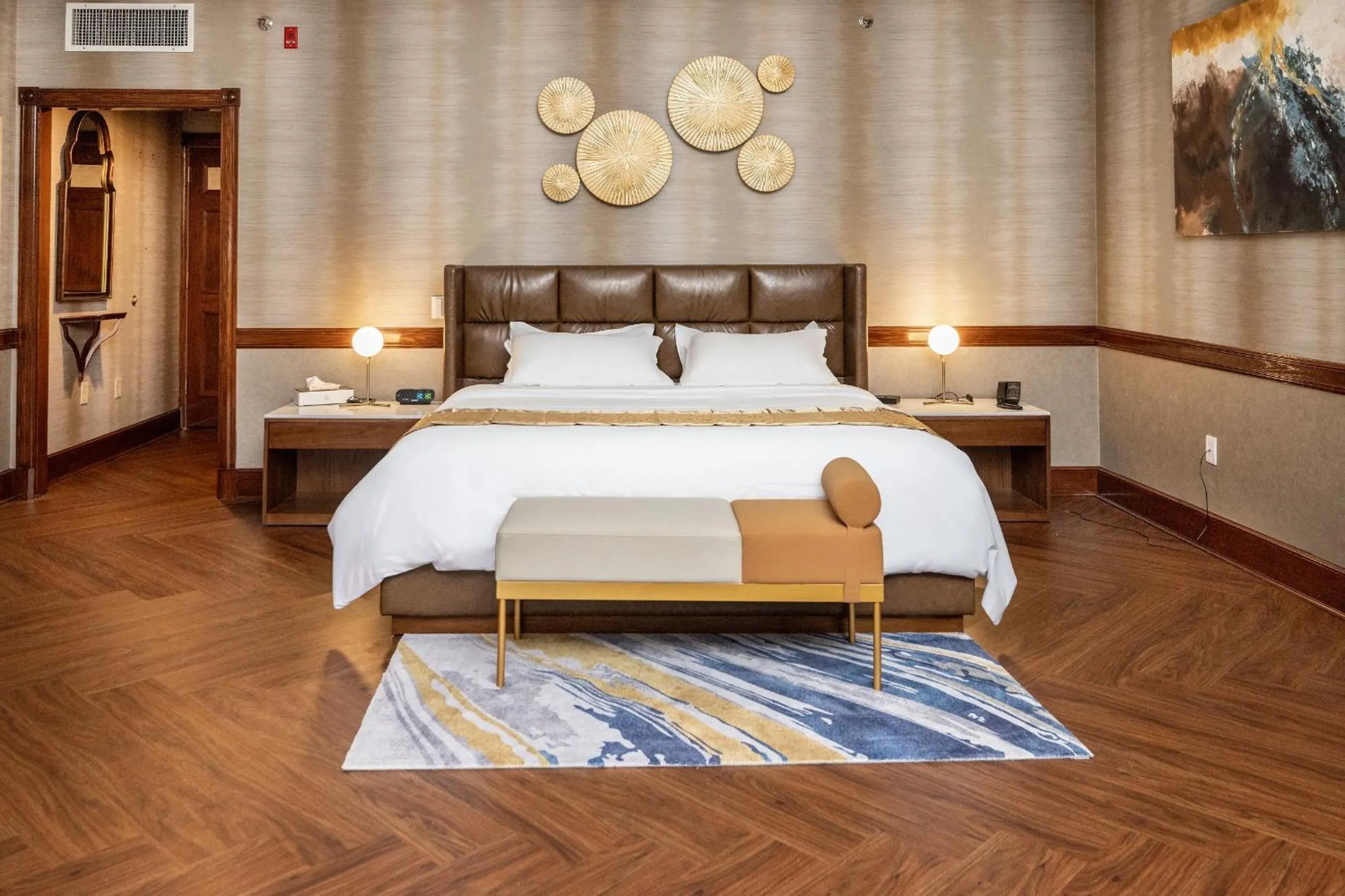 Bed in Chateau Merrimack Hotel & Spa