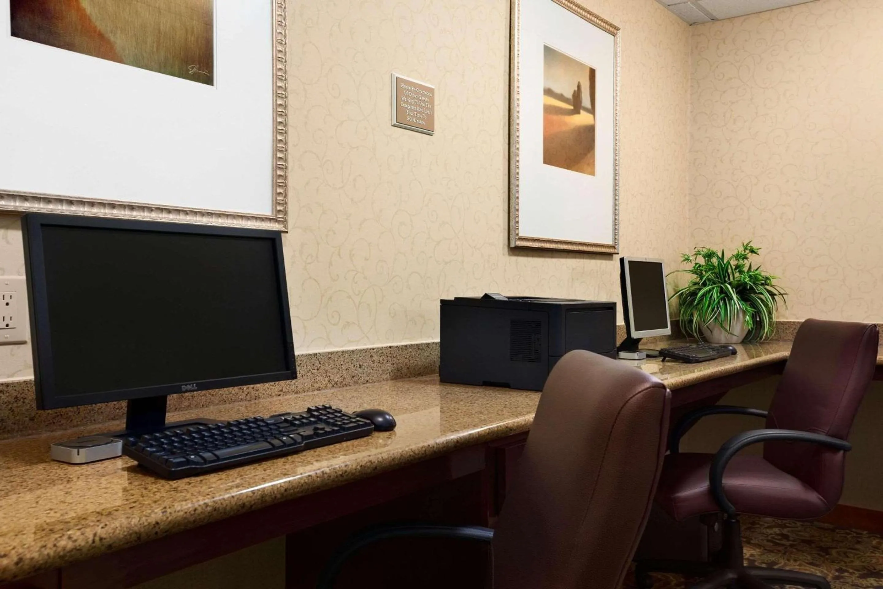 Business facilities in Country Inn & Suites by Radisson, College Station, TX