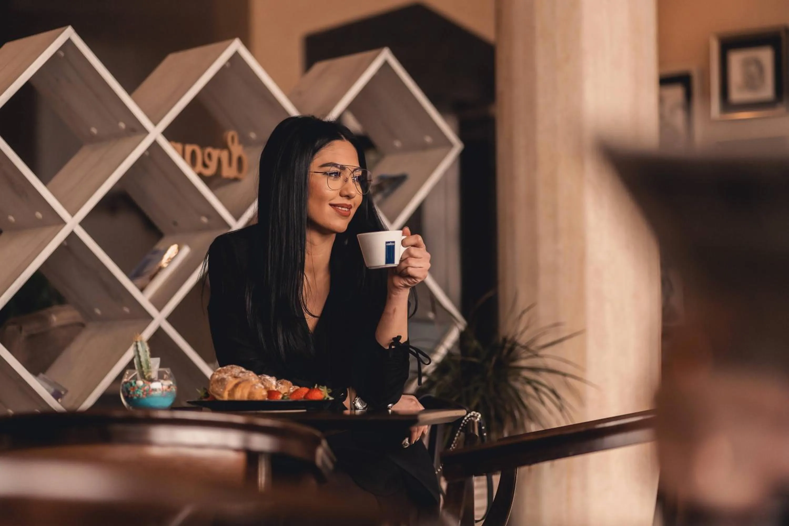 People in Business Hotel Plovdiv - Central Location