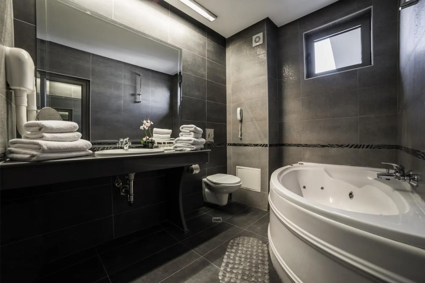 Bathroom in Business Hotel Plovdiv - Central Location