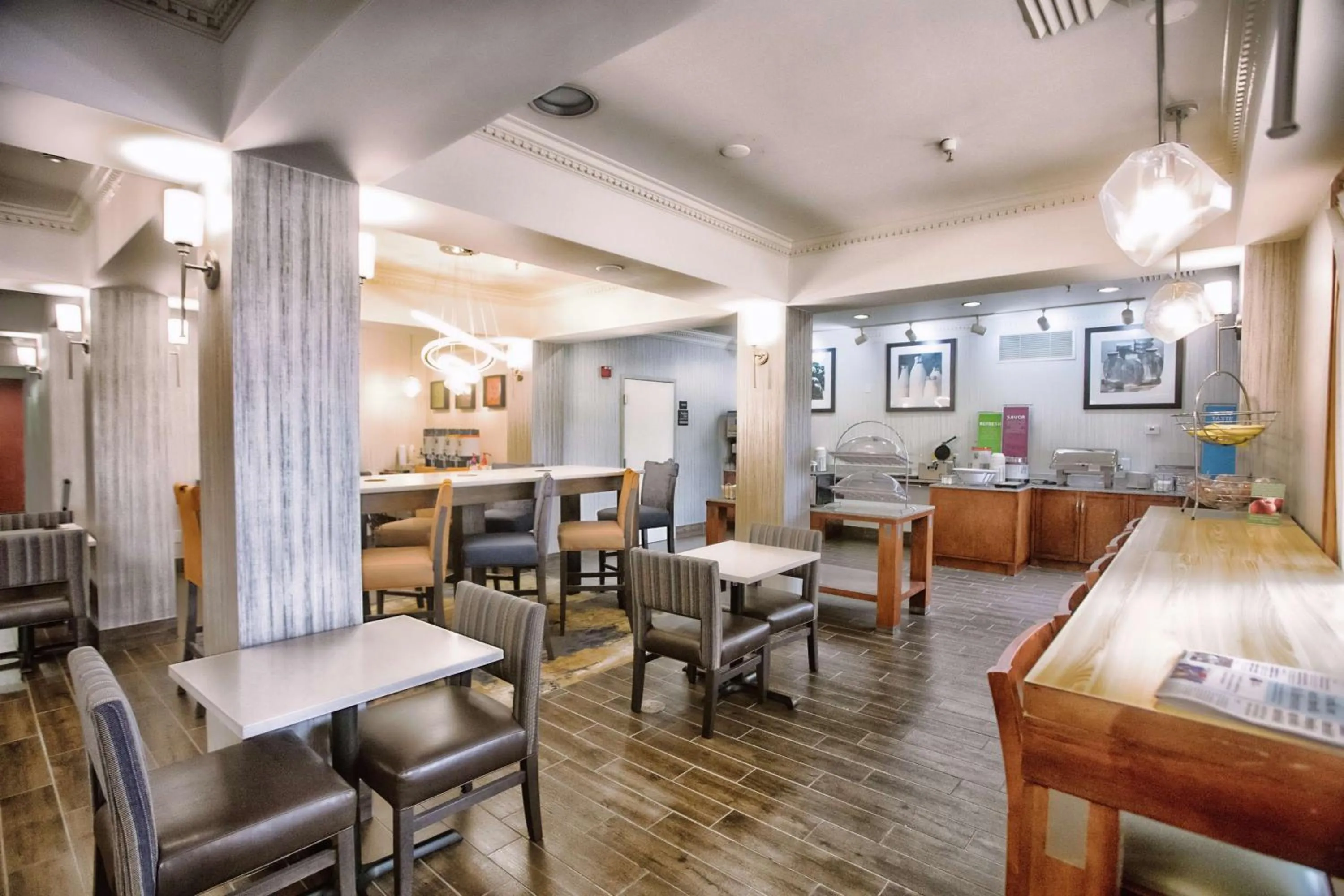 Breakfast in Hampton Inn Marion