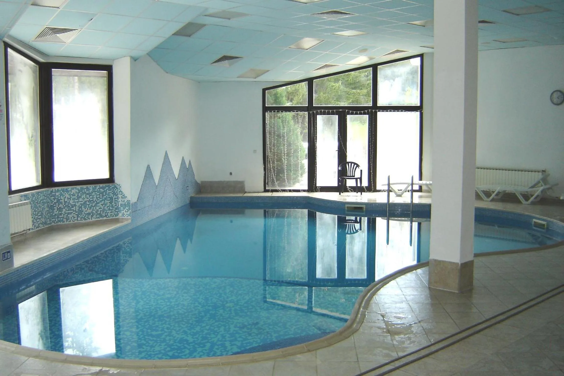 Swimming pool in Finlandia Hotel