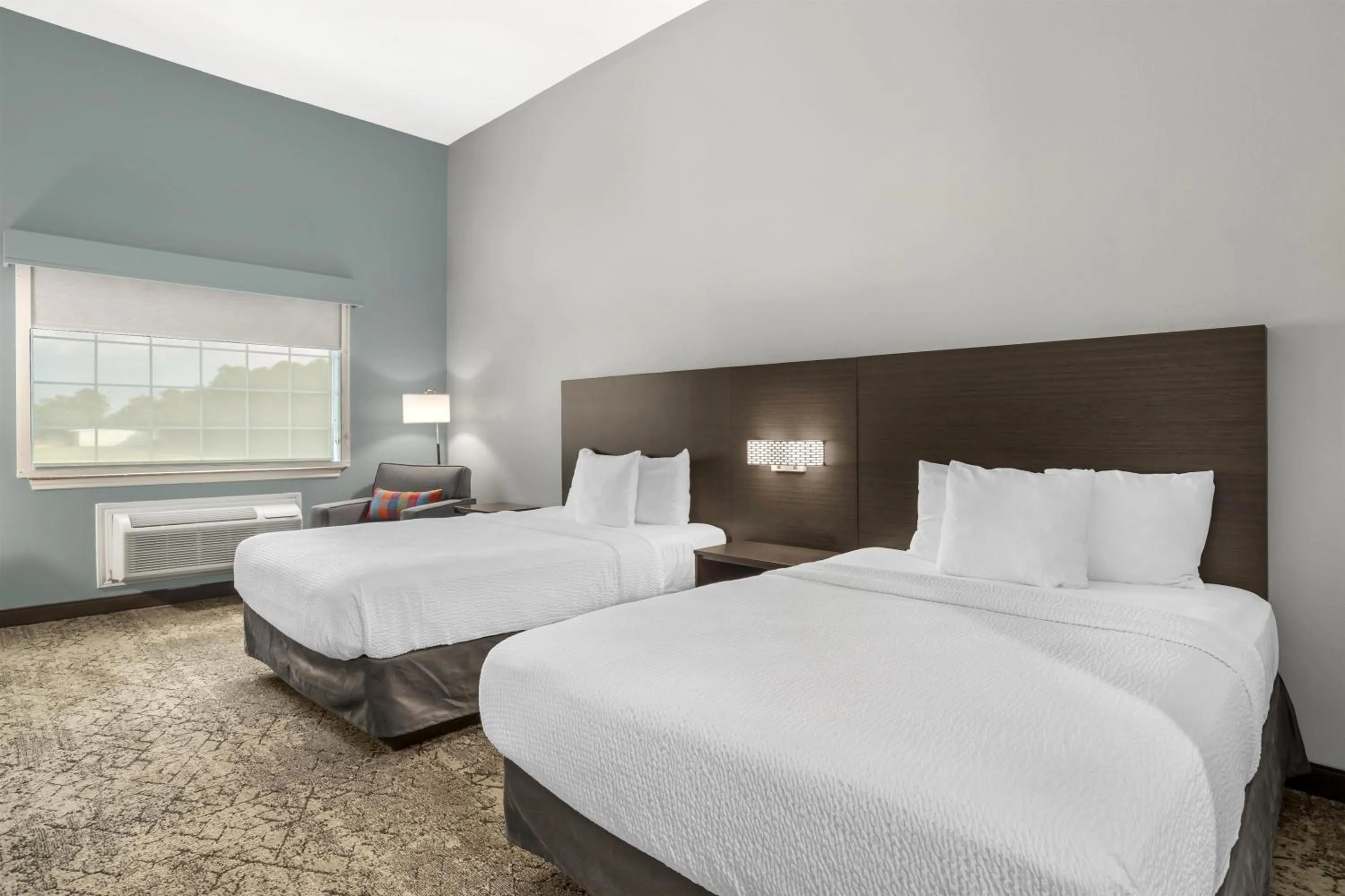 Bedroom, Bed in Best Western Plus New Caney Inn & Suites