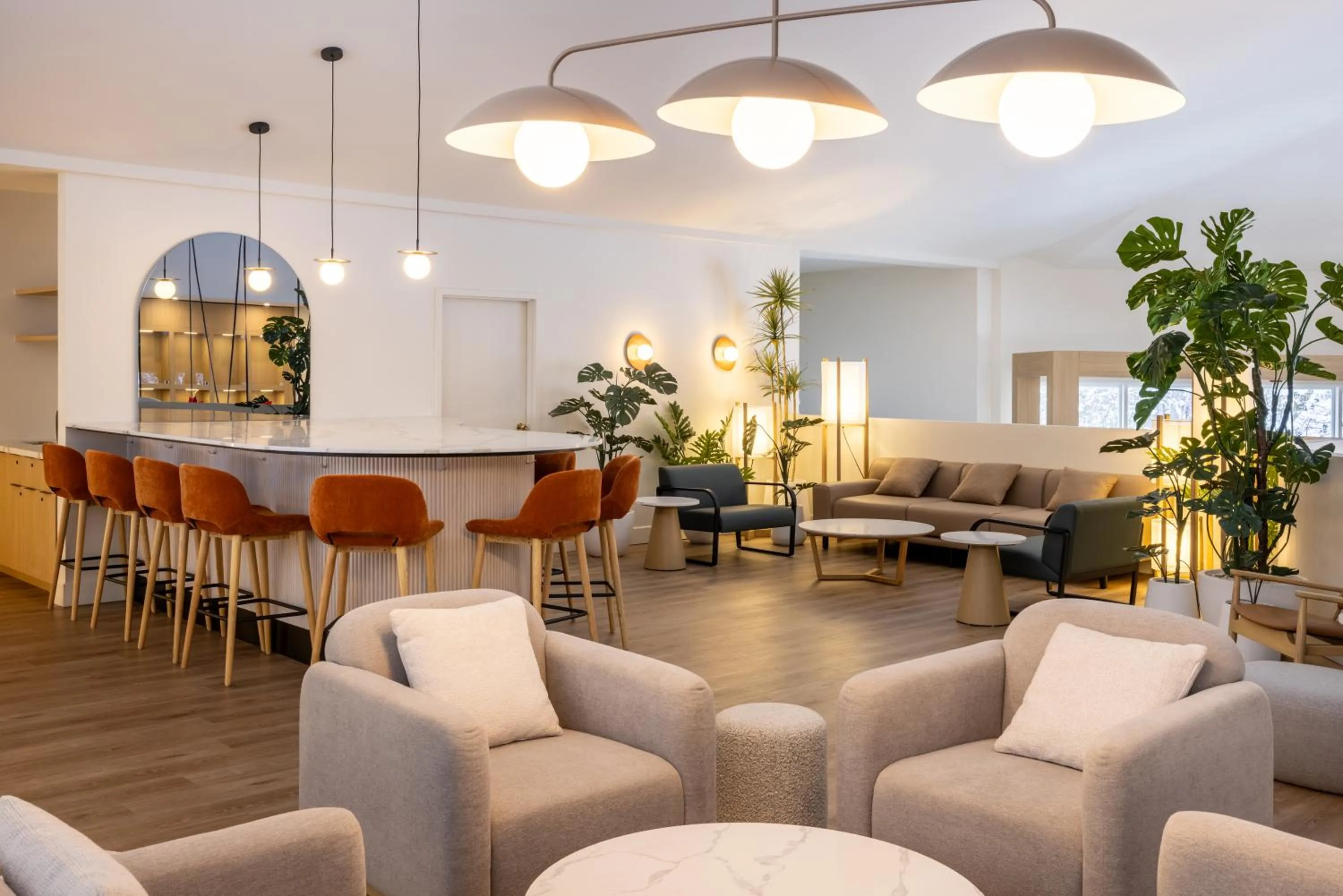 Lounge or bar in Auberge de la Montagne Coupée