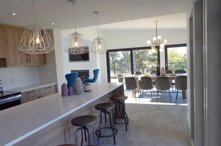 Kitchen or kitchenette in Auberge de la Montagne Coupée