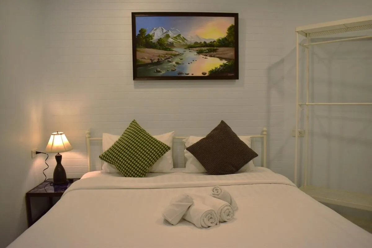 Bedroom, Bed in Greenery Hostel