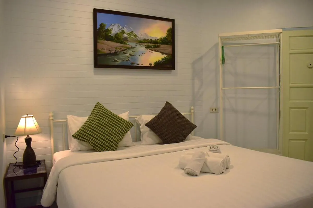 Bedroom, Bed in Greenery Hostel