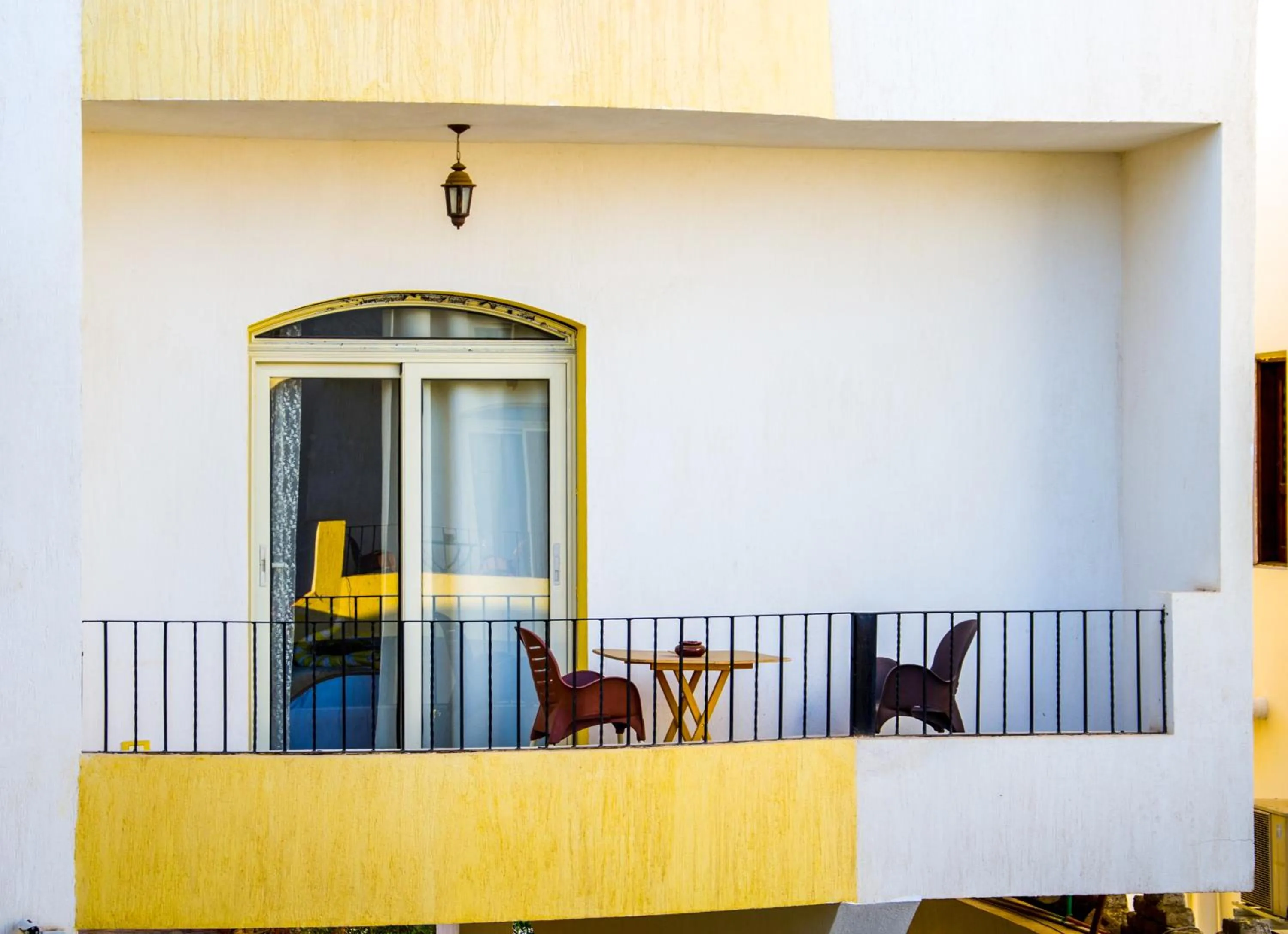 Balcony/Terrace in New Yalla Hotel