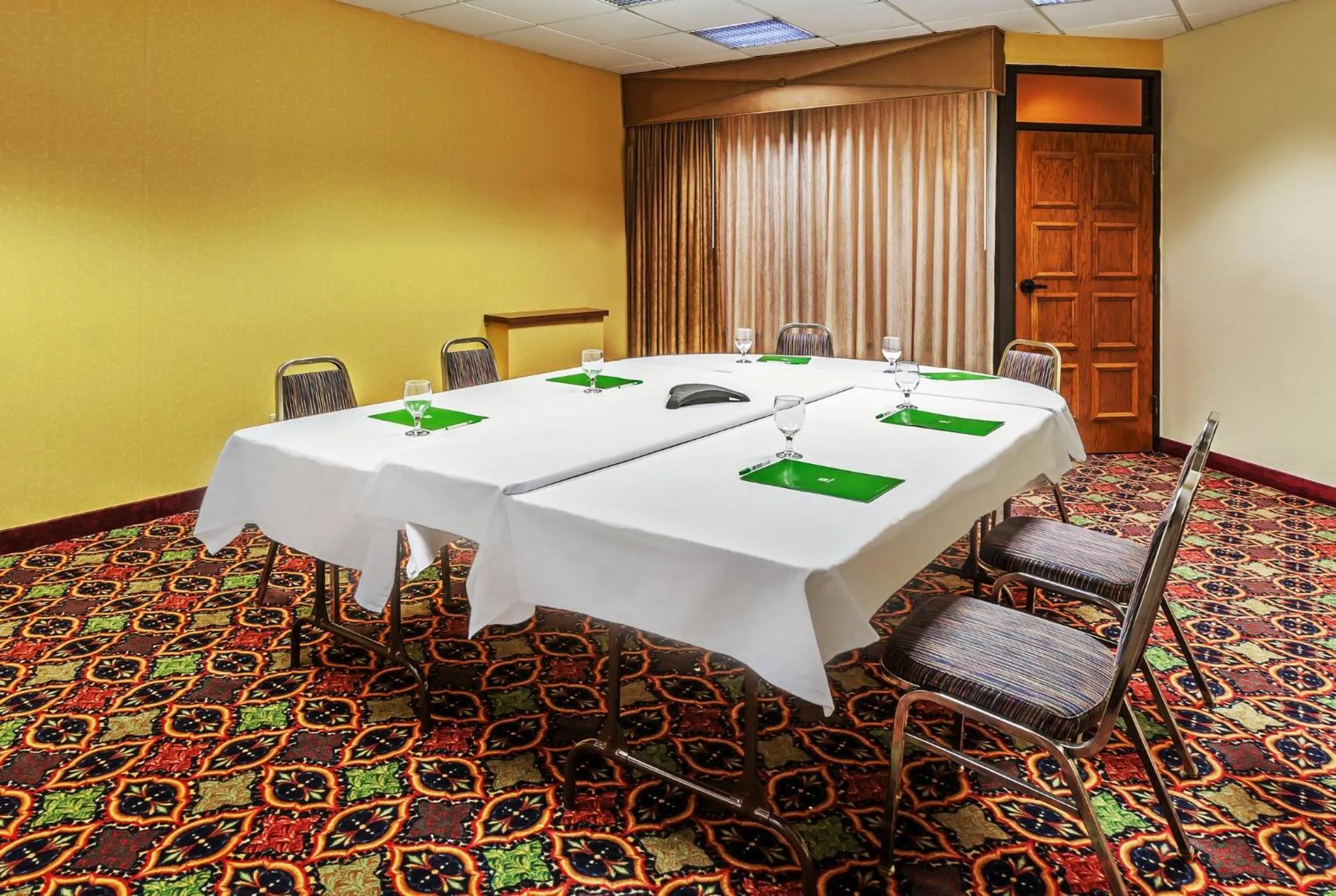 Meeting/conference room in Holiday Inn & Suites Springfield - I-44 by IHG