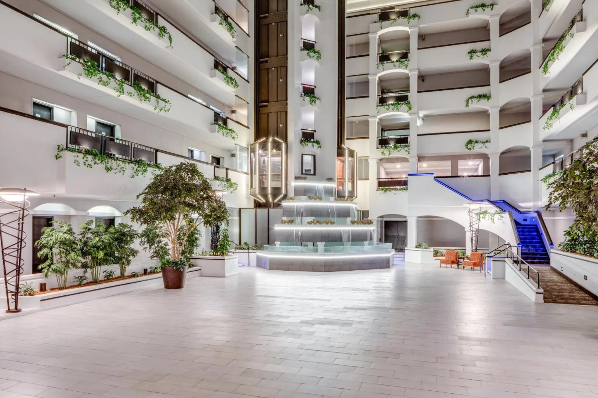 Property building in Holiday Inn & Suites Springfield - I-44 by IHG