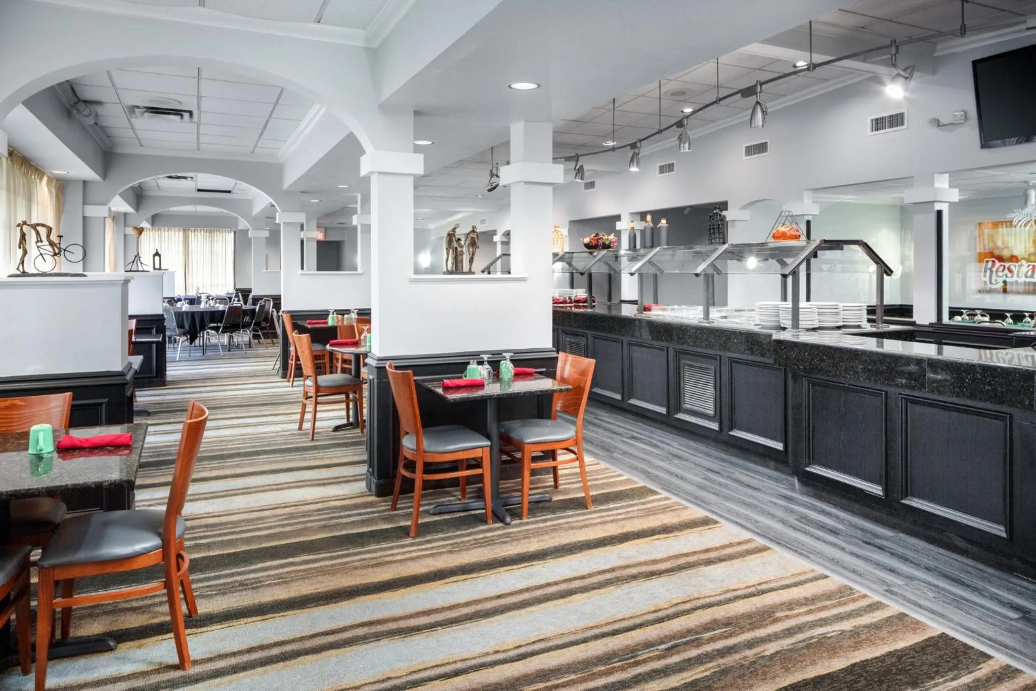 Restaurant/places to eat in Holiday Inn & Suites Springfield - I-44 by IHG