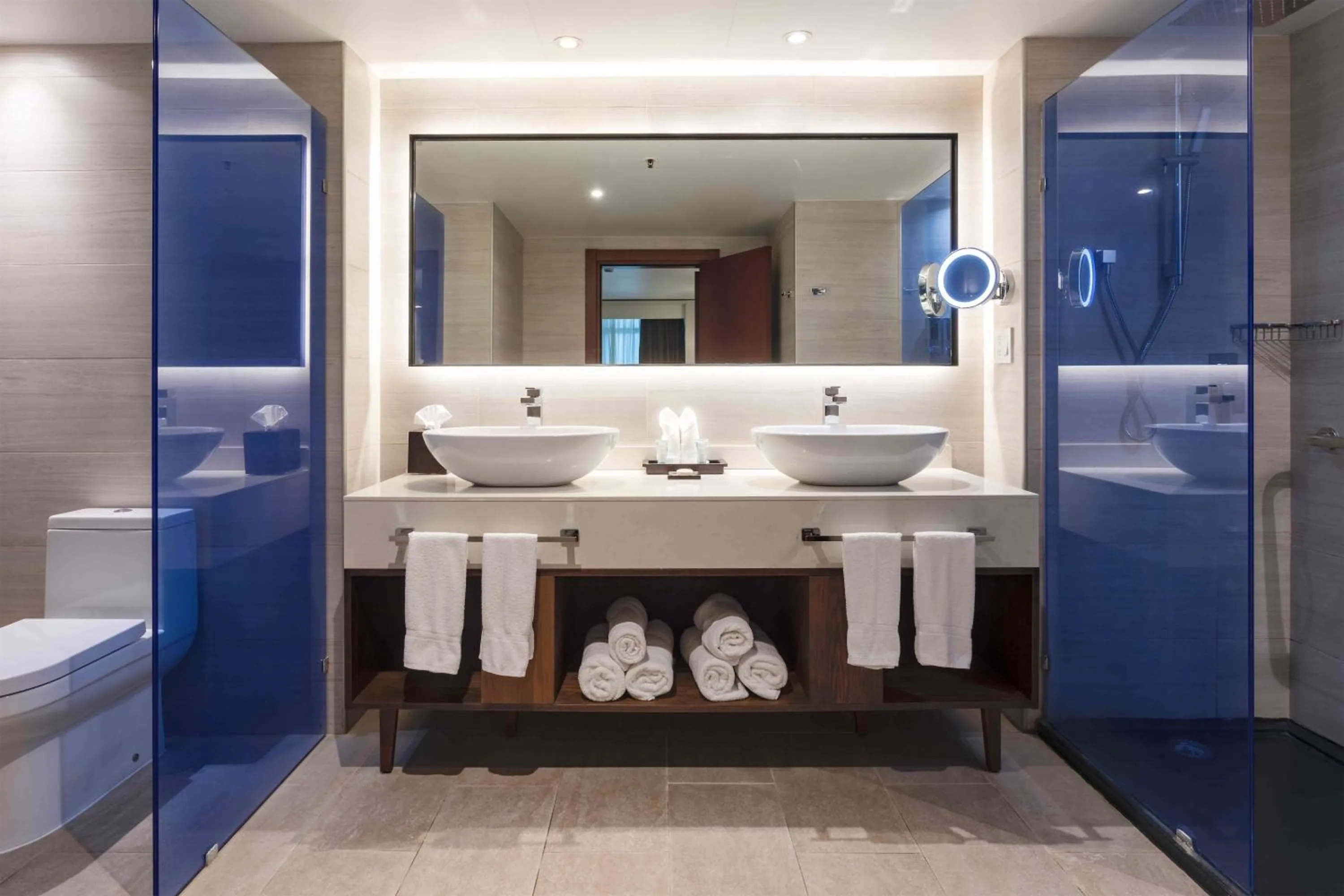 Bathroom in Sonesta Maho Beach All Inclusive Resort Casino & Spa