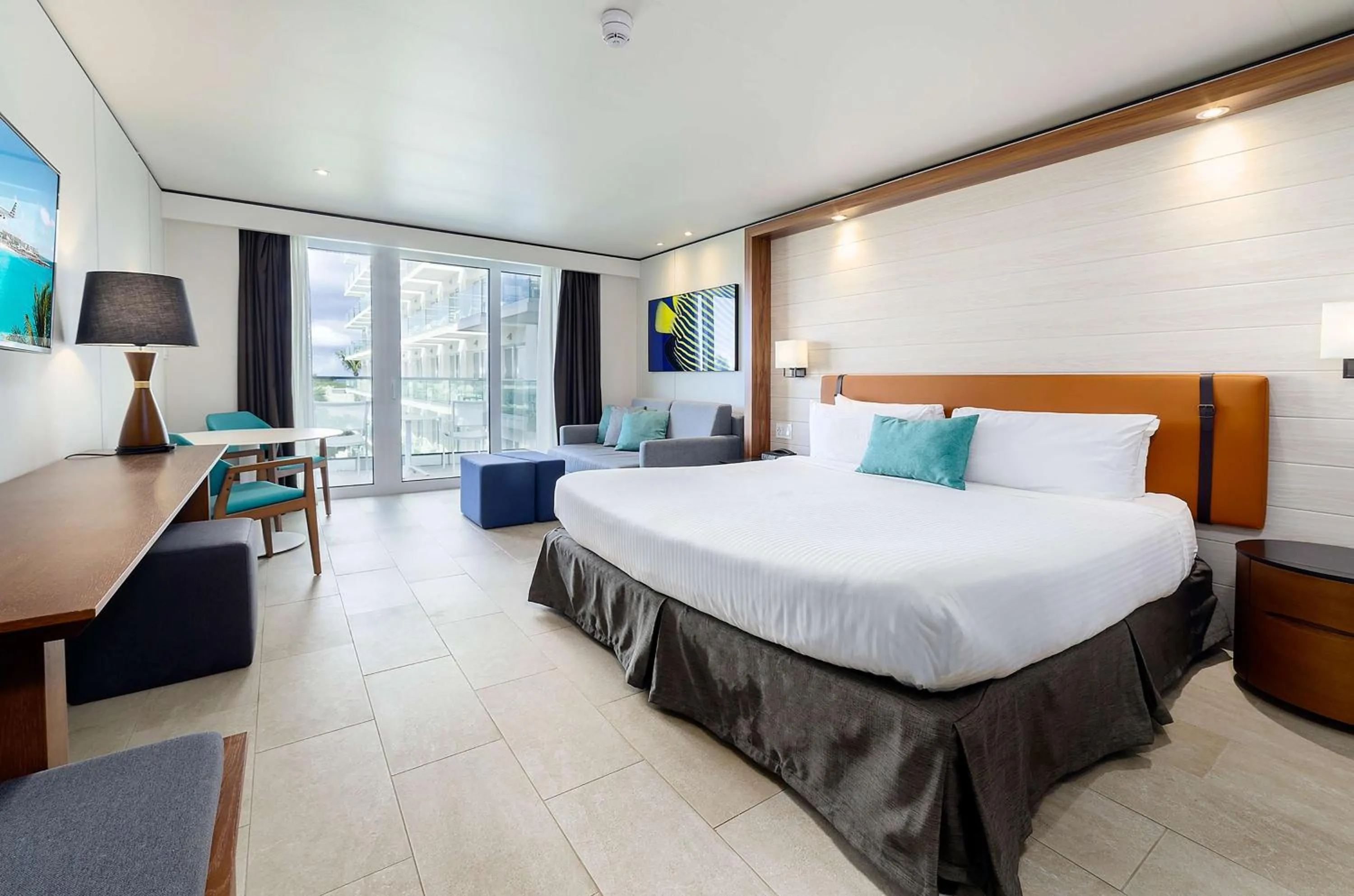 Bedroom, Bed in Sonesta Maho Beach All Inclusive Resort Casino & Spa