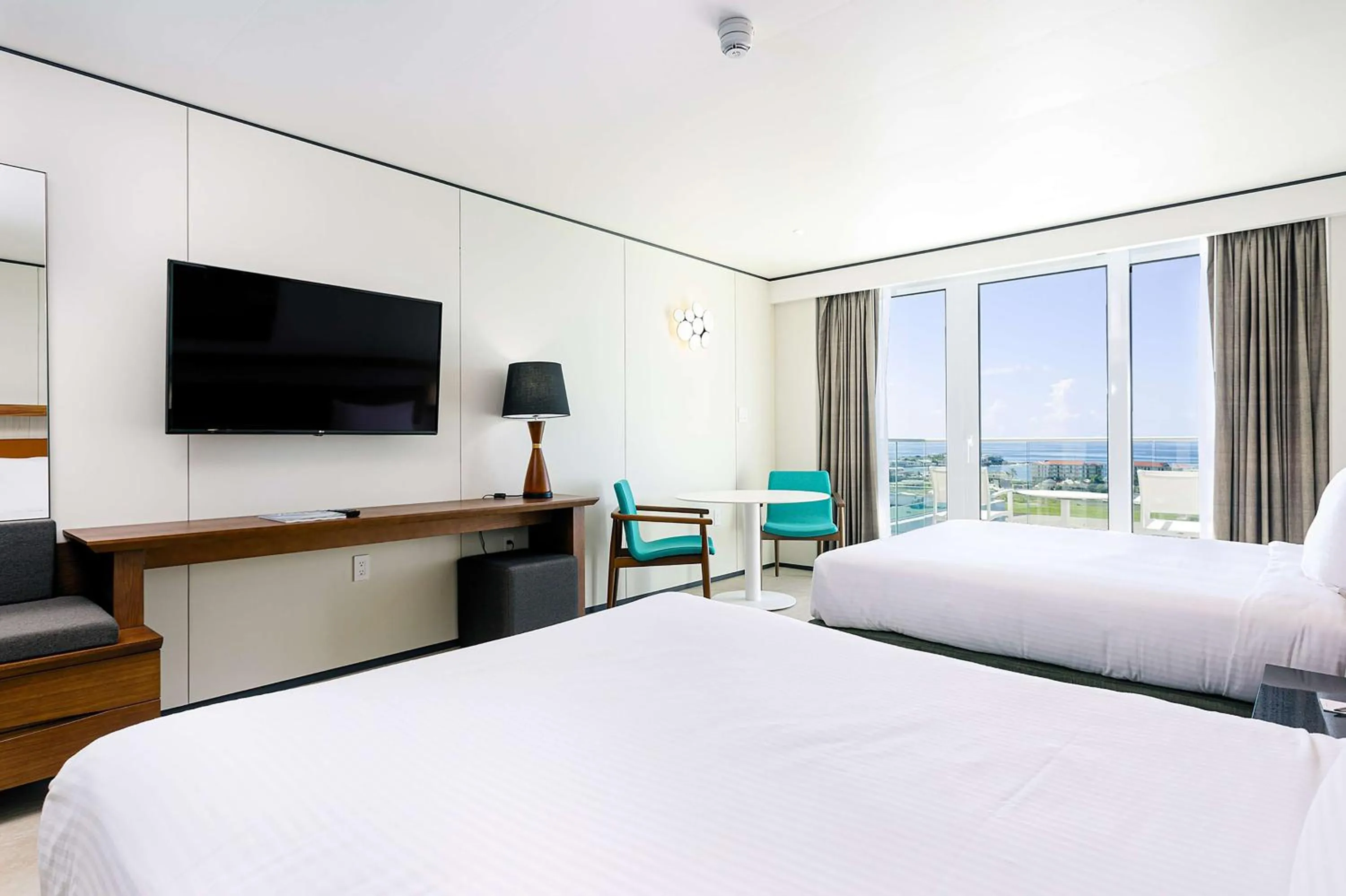 Bedroom, Bed in Sonesta Maho Beach All Inclusive Resort Casino & Spa