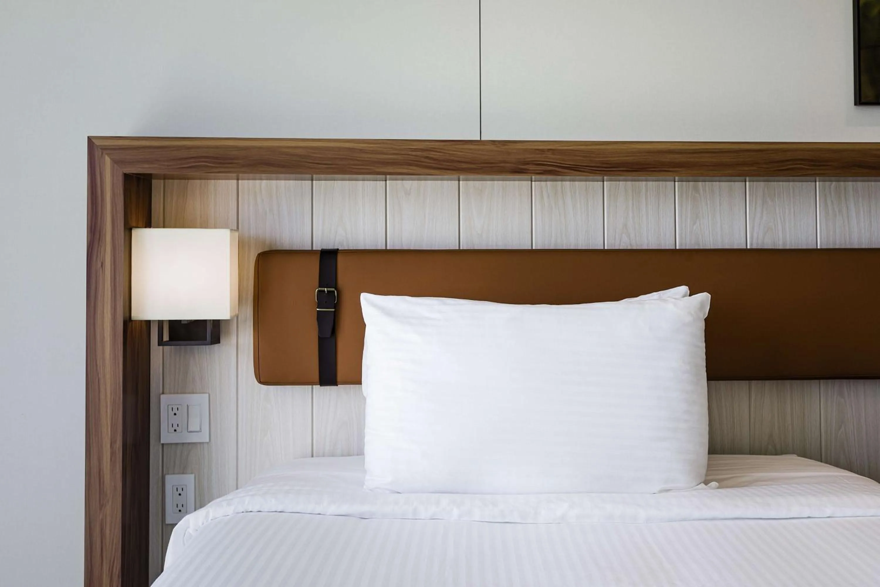 Other, Bed in Sonesta Maho Beach All Inclusive Resort Casino & Spa