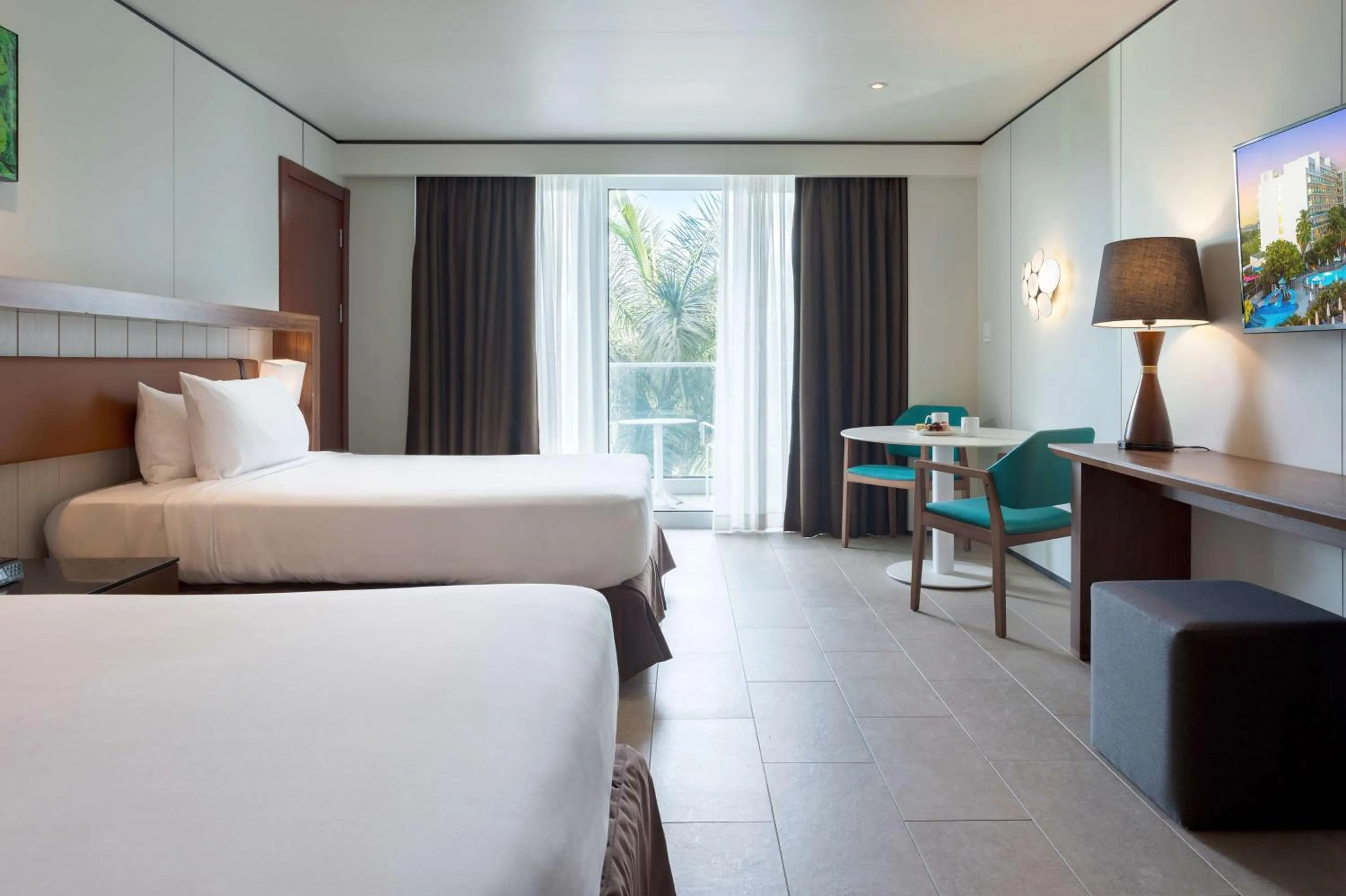 Bedroom, Bed in Sonesta Maho Beach All Inclusive Resort Casino & Spa