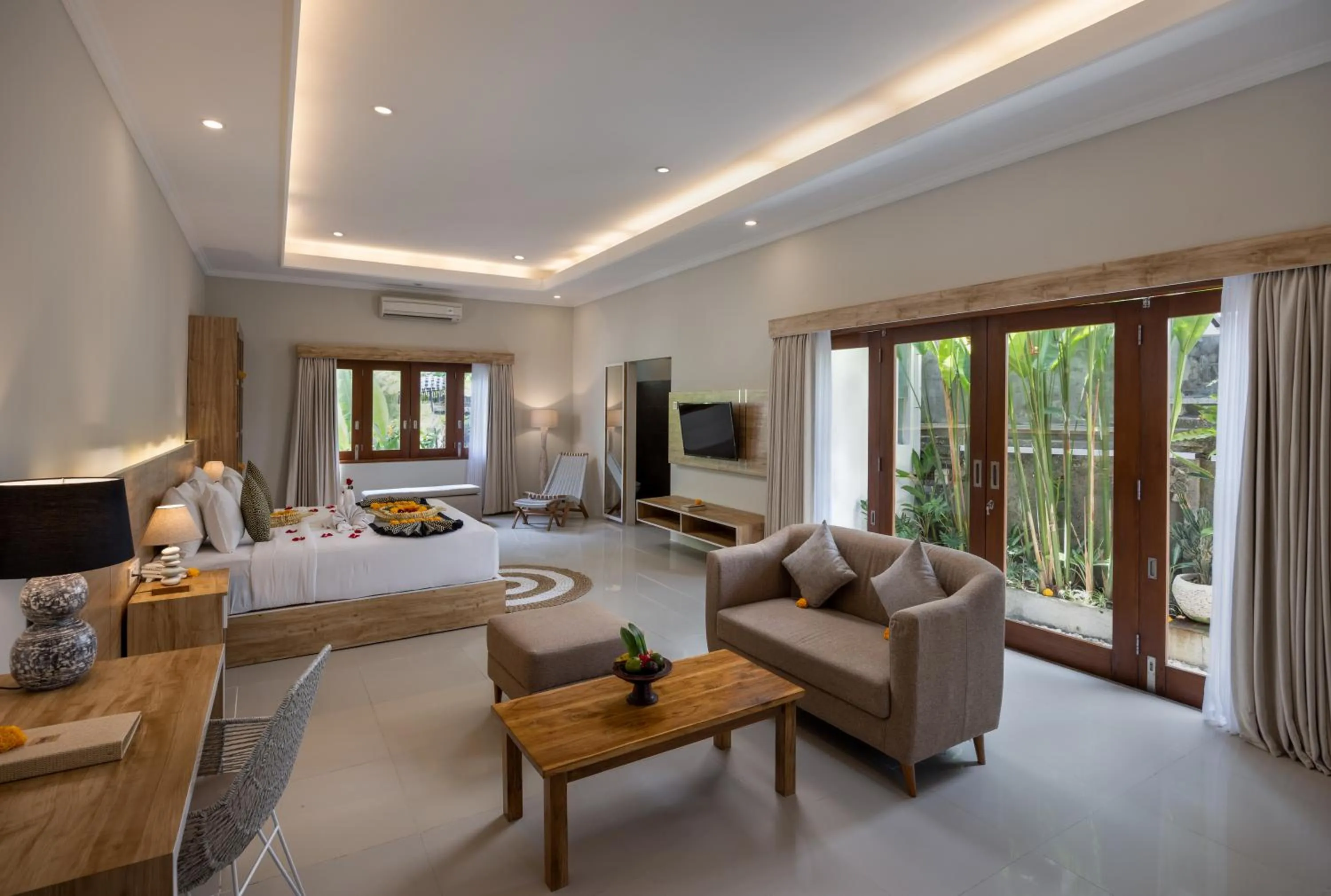 Bedroom, Bed in Tapa Tepi Kali Canggu