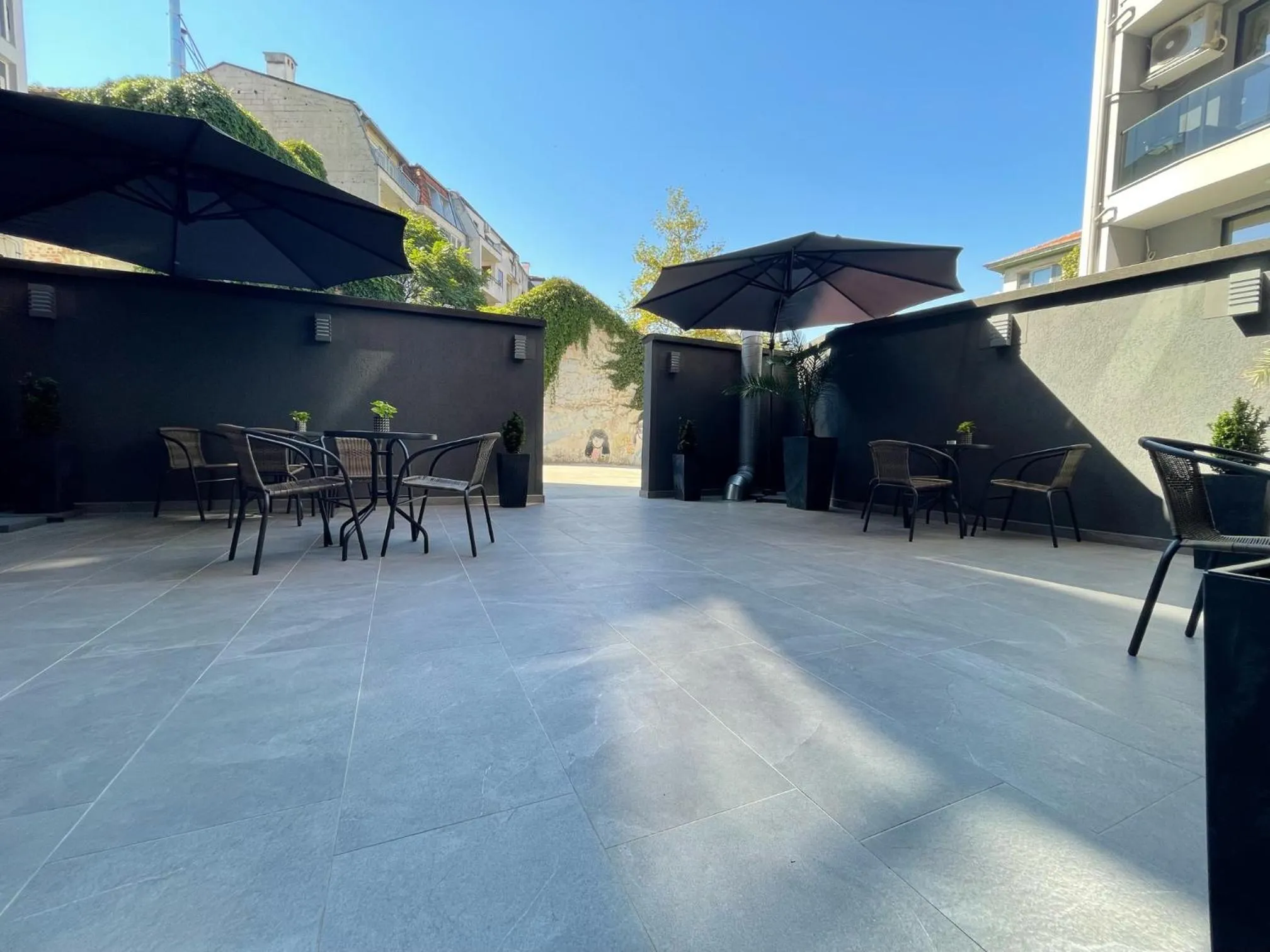 Garden in Expo Hotel