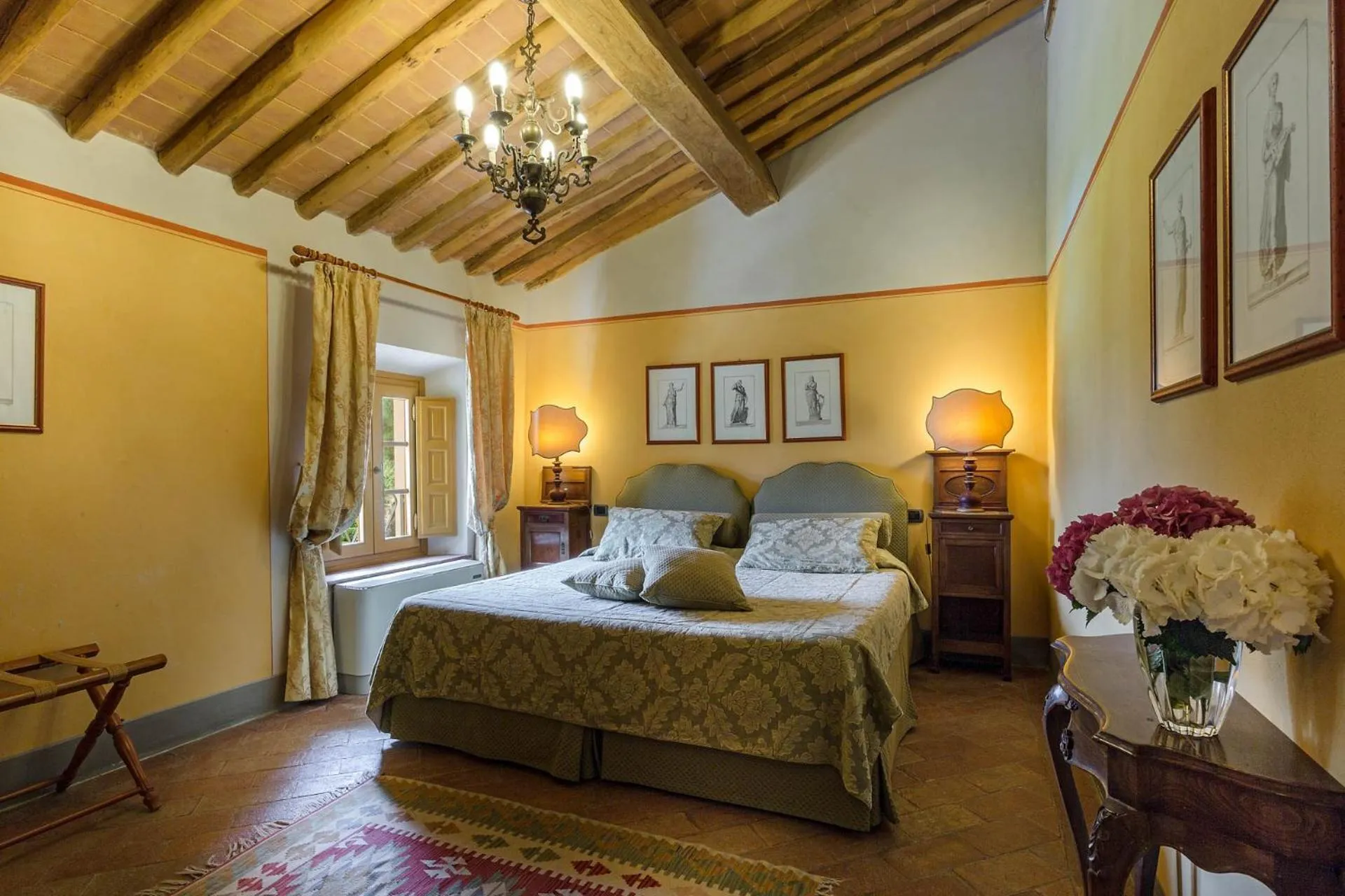 Bed in Coselli's luxury Villas