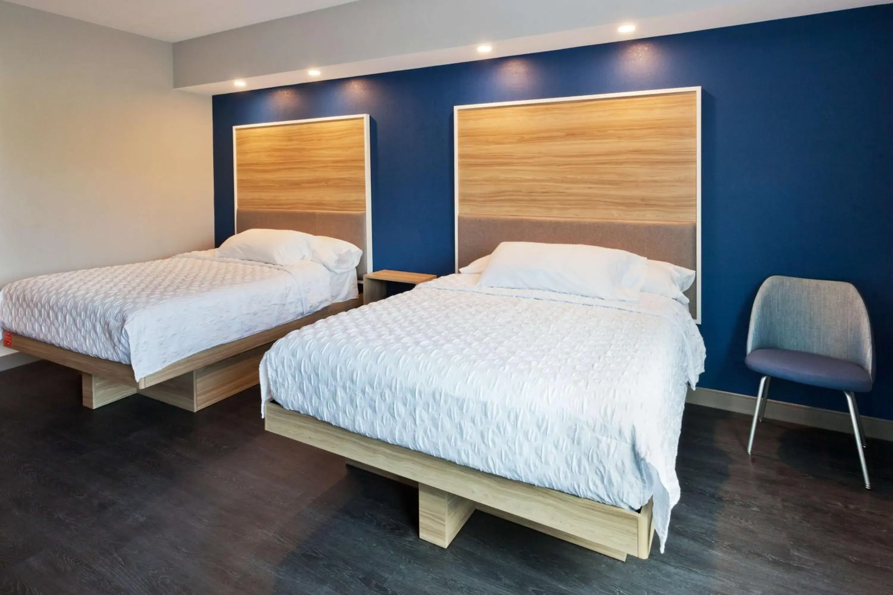 Queen Room with Two Queen Beds - Mobility Access in Tru by Hilton Auburn Queen Room with Two Queen Beds - Mobility Access in Tru by Hilton Auburn