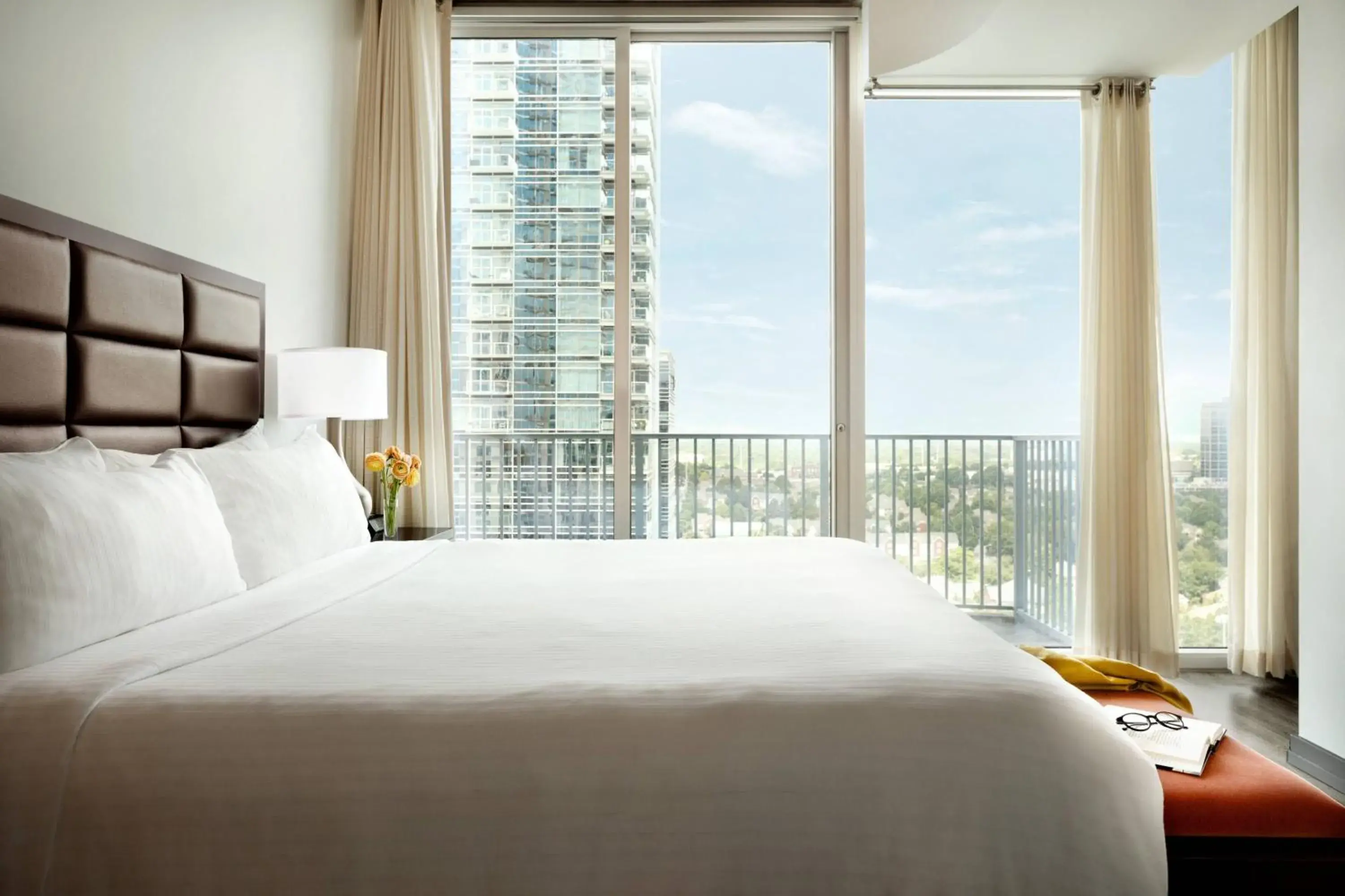 One-Bedroom King Suite with City View in Twelve Downtown, Autograph Collection One-Bedroom King Suite with City View in Twelve Downtown, Autograph Collection