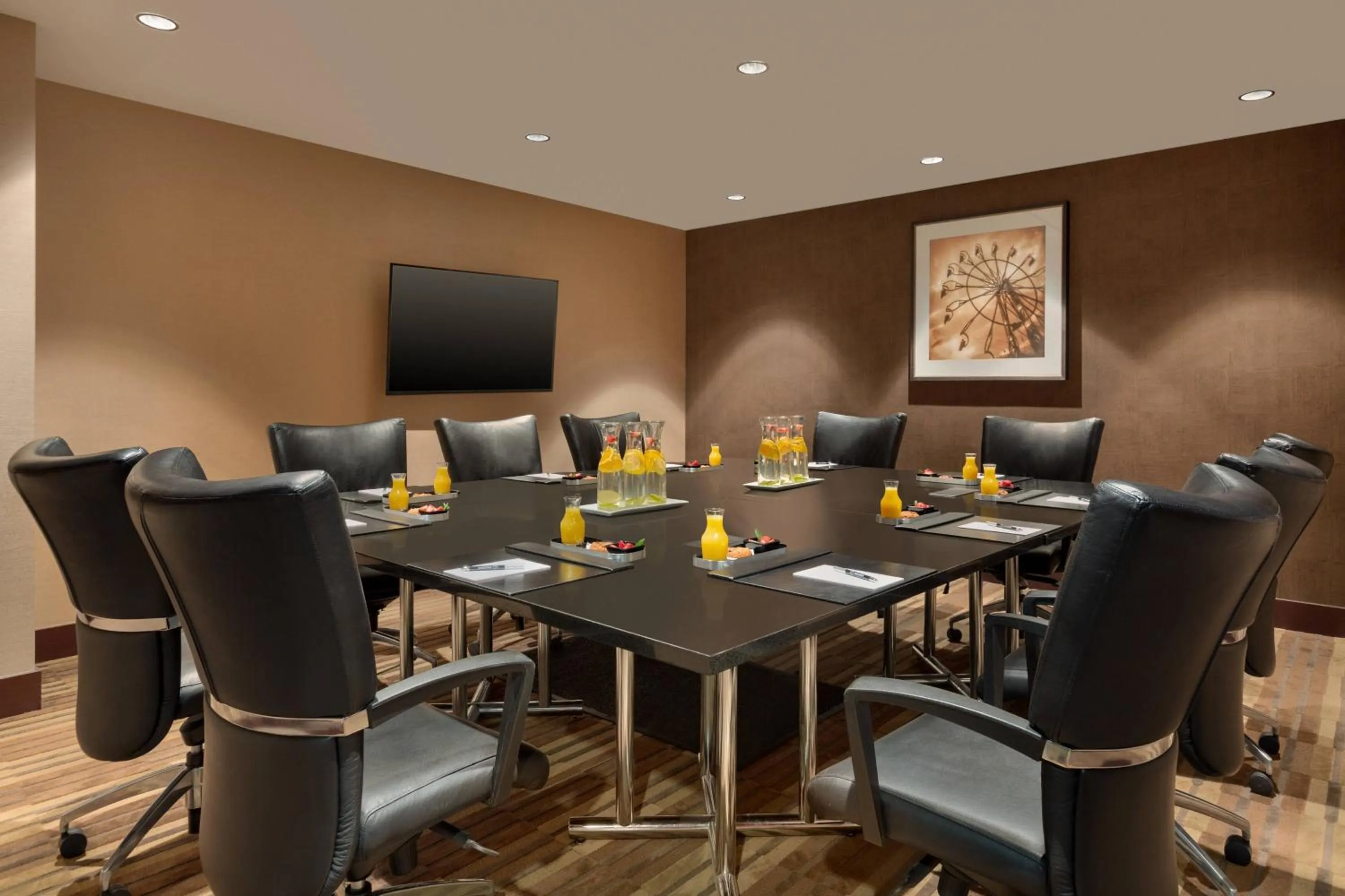 Meeting/conference room in Twelve Downtown, Autograph Collection
