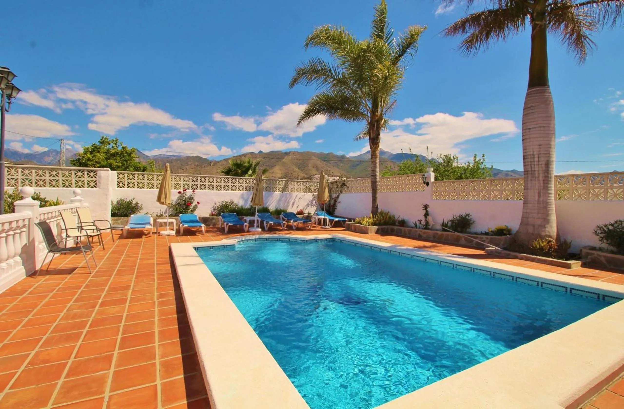 Swimming pool in Villa Jeromo SpainSunRentals 1004