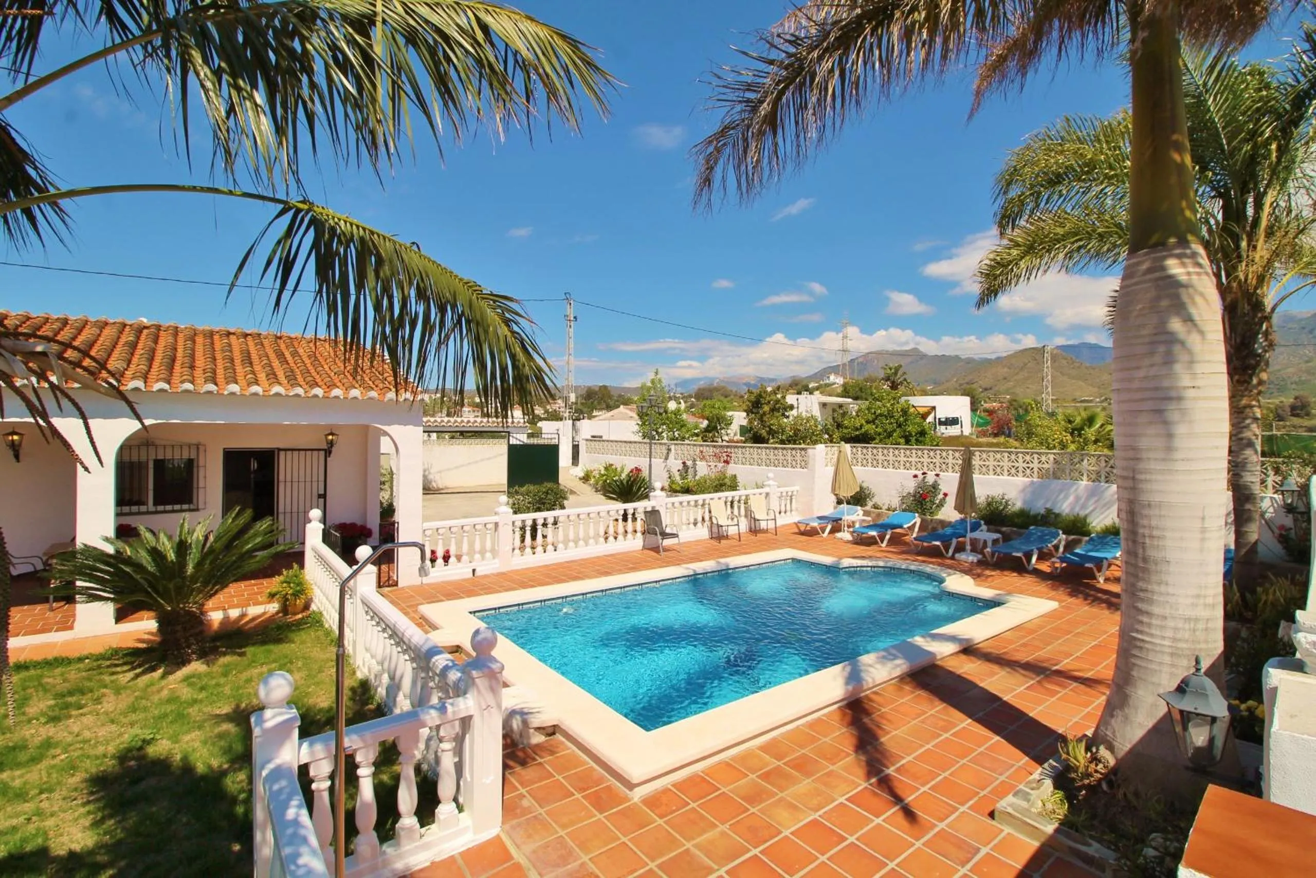 Swimming pool in Villa Jeromo SpainSunRentals 1004