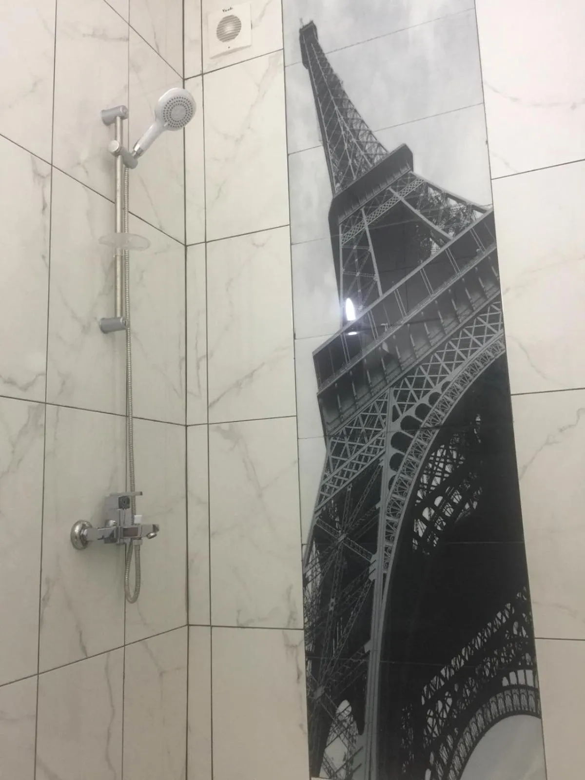 Shower in Erkal Pension